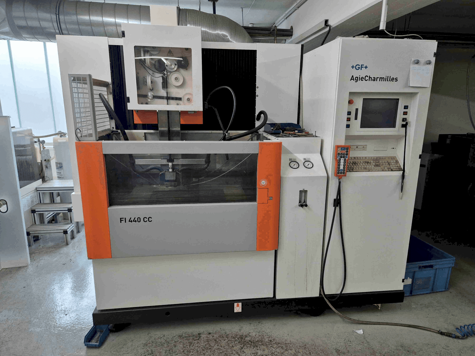 Masina CHARMILLES FI 440 CC   eestvaade