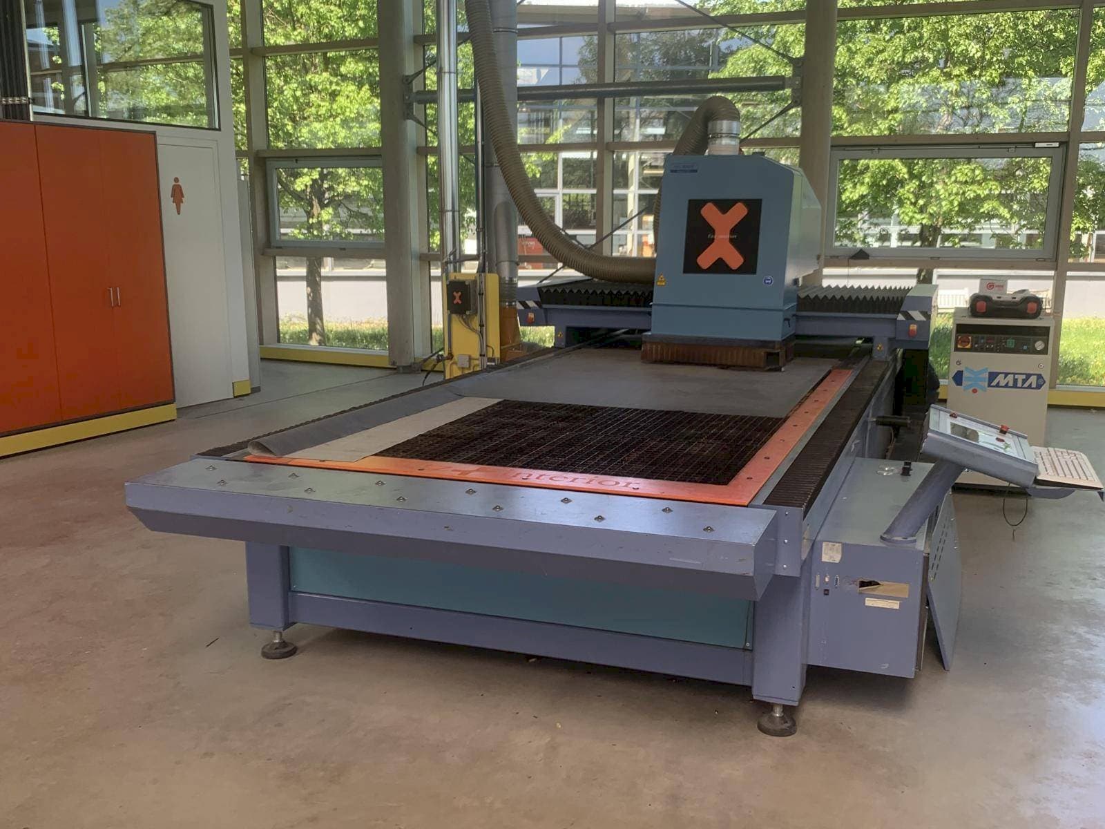 Masina SEI X-TYPE   eestvaade