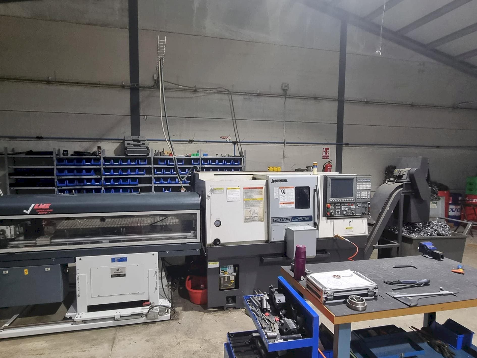 Masina Okuma L250E eestvaade