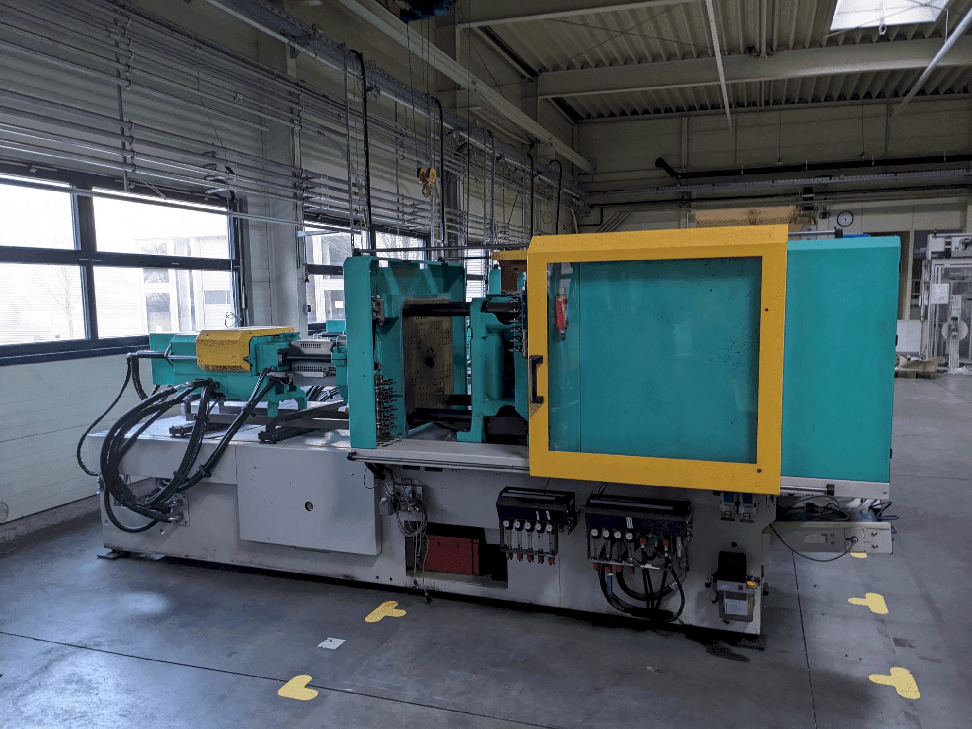 Masina Arburg 520 H 1500 - 400   eestvaade