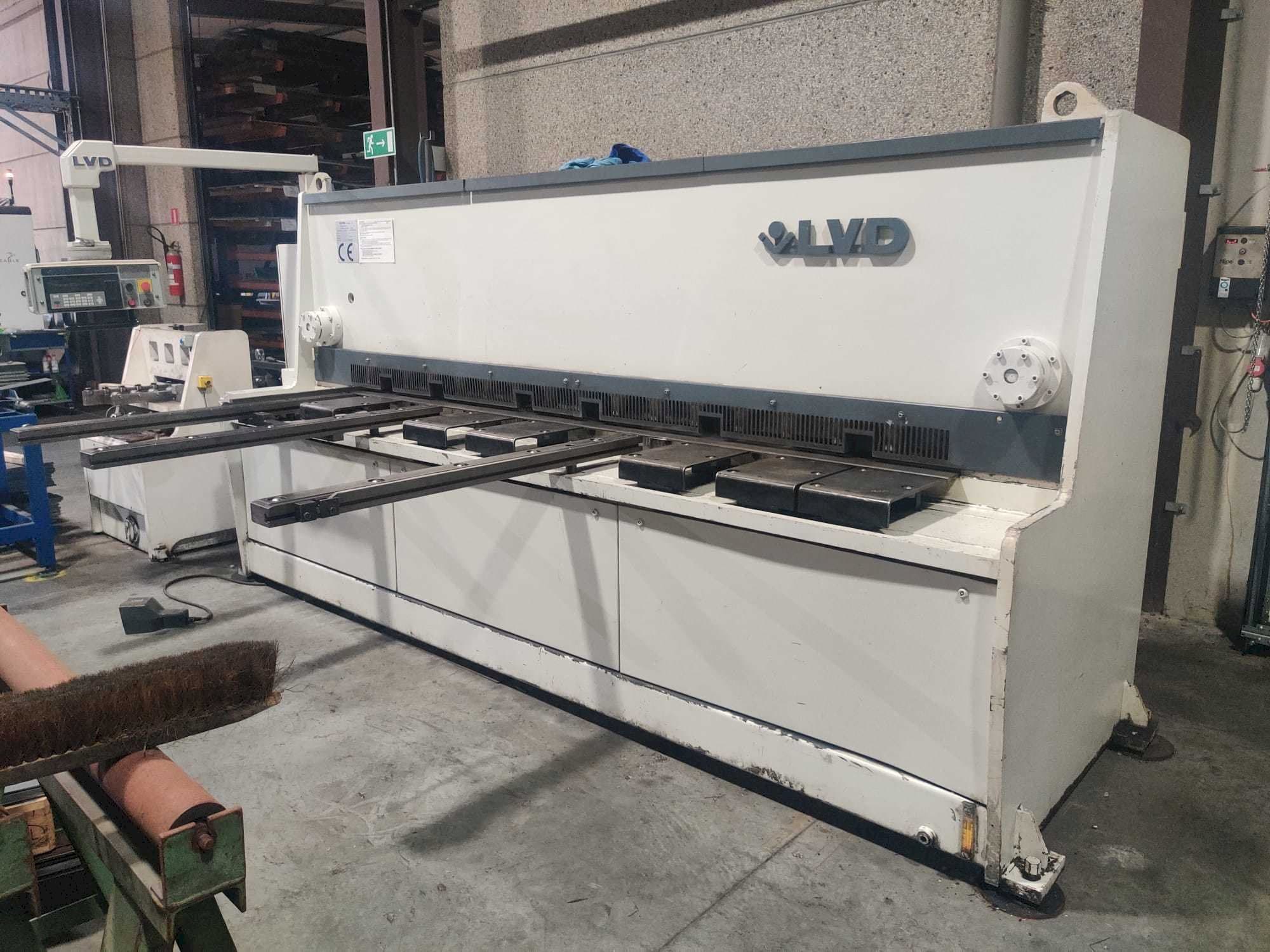 Masina LVD HST-E 31/10   eestvaade