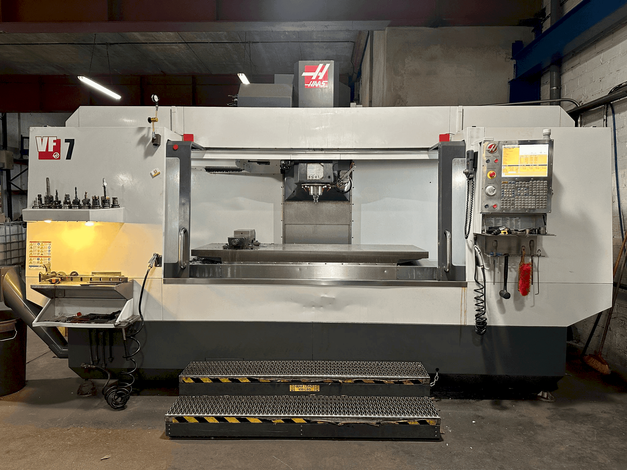 Masina HAAS VF-7/40   eestvaade