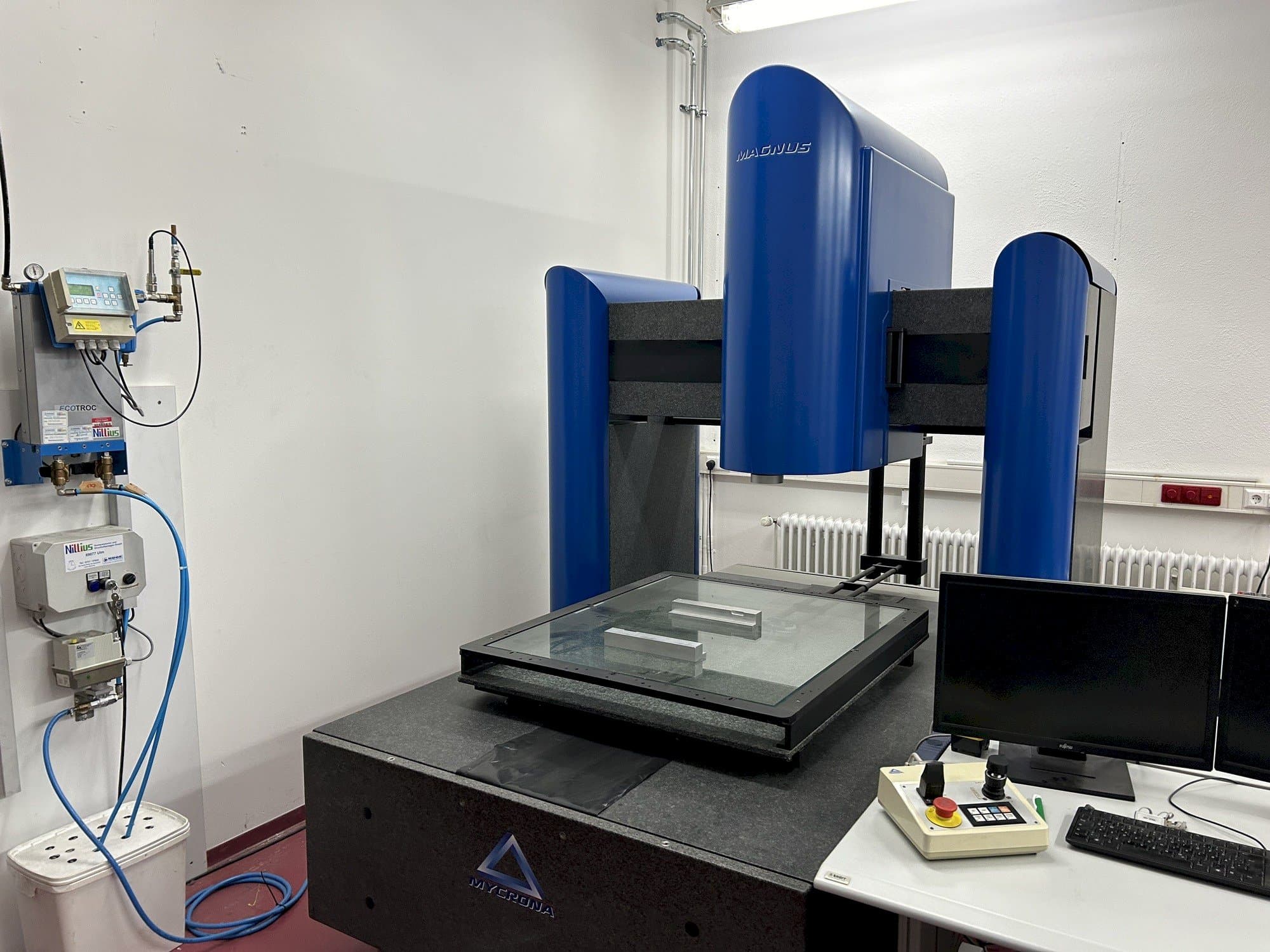 Masina MYCRONA Magnus BL   eestvaade