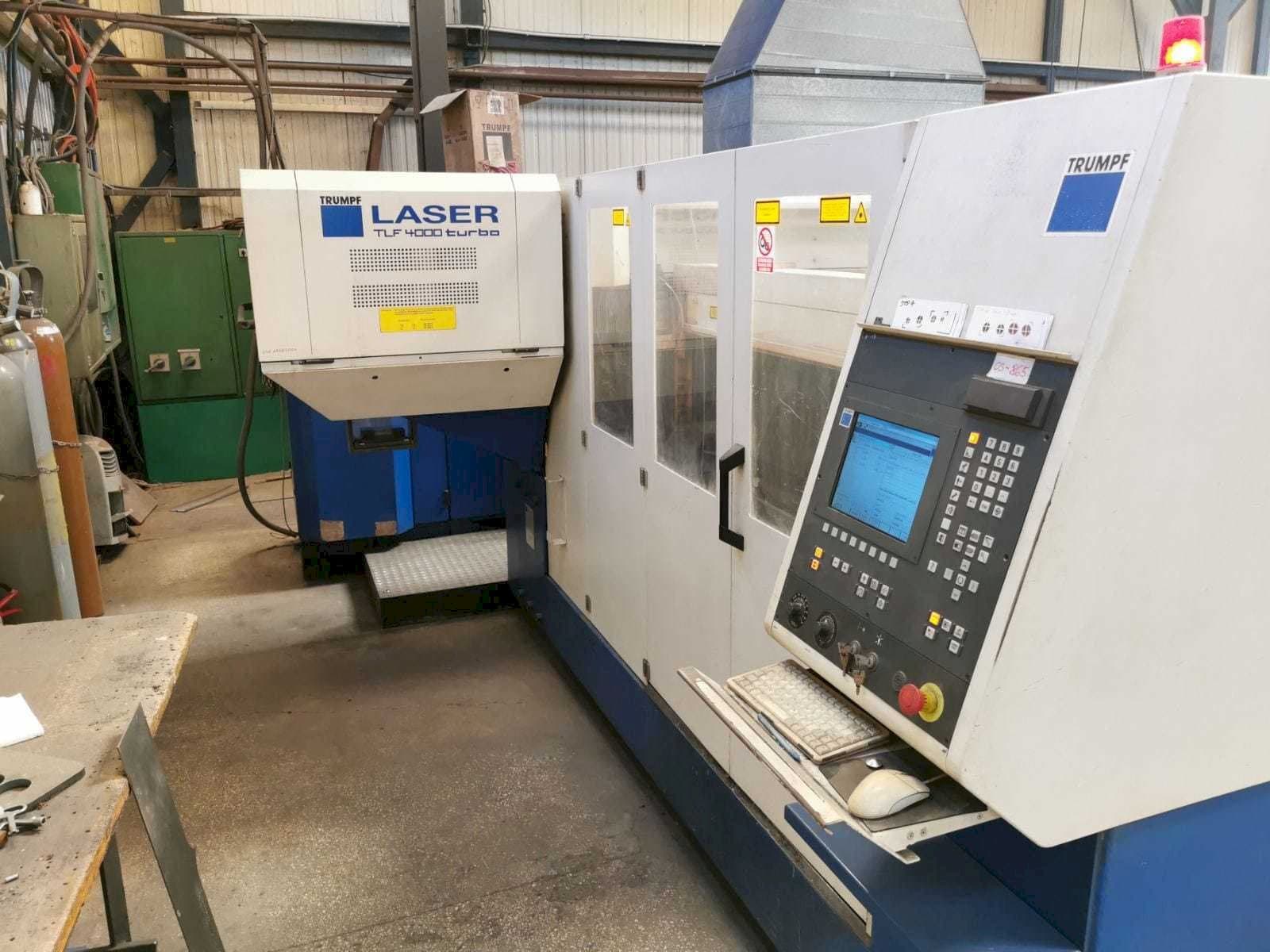 Masina Trumpf L4030   eestvaade