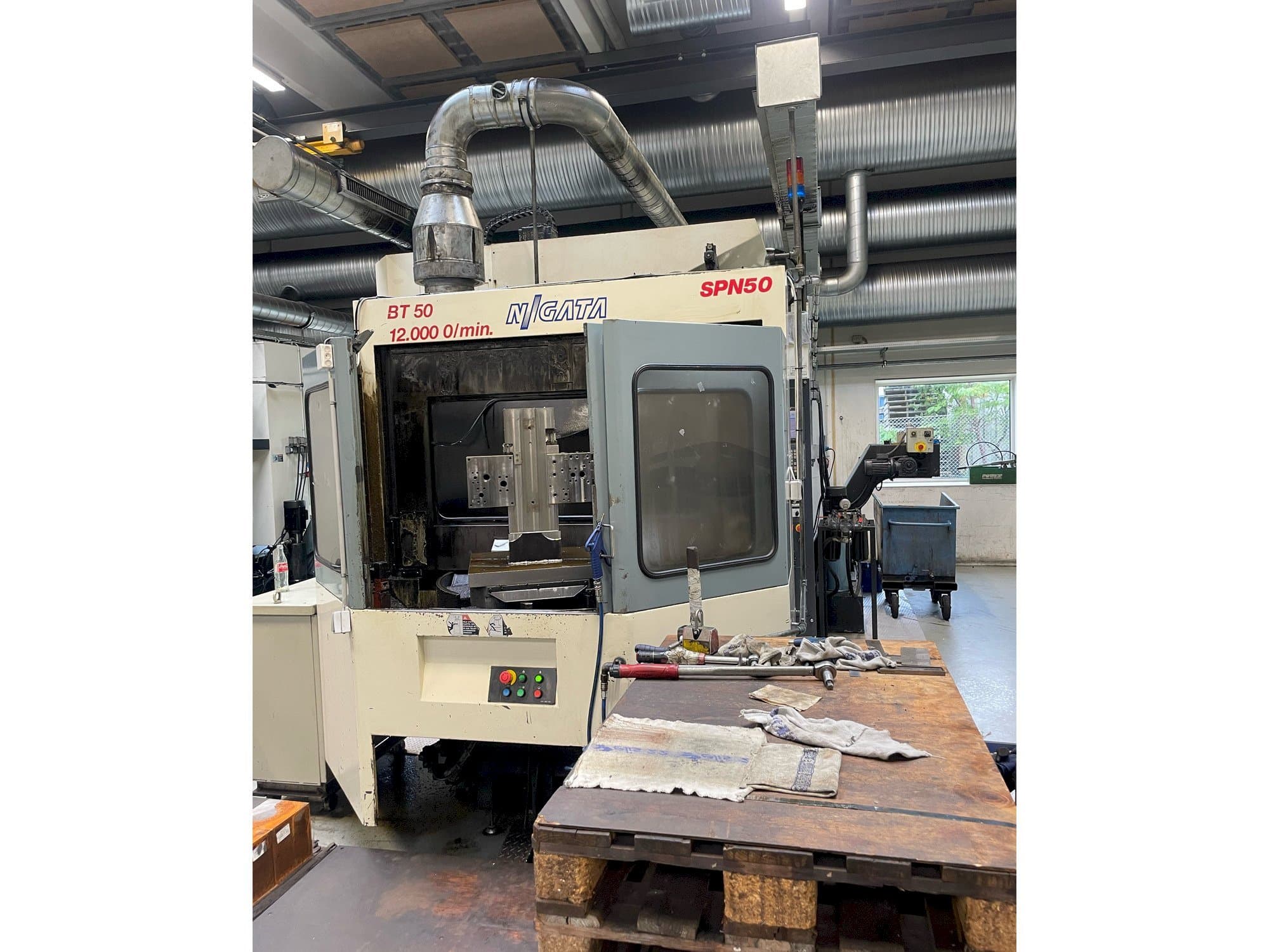 Masina Niigata SPN 50   eestvaade