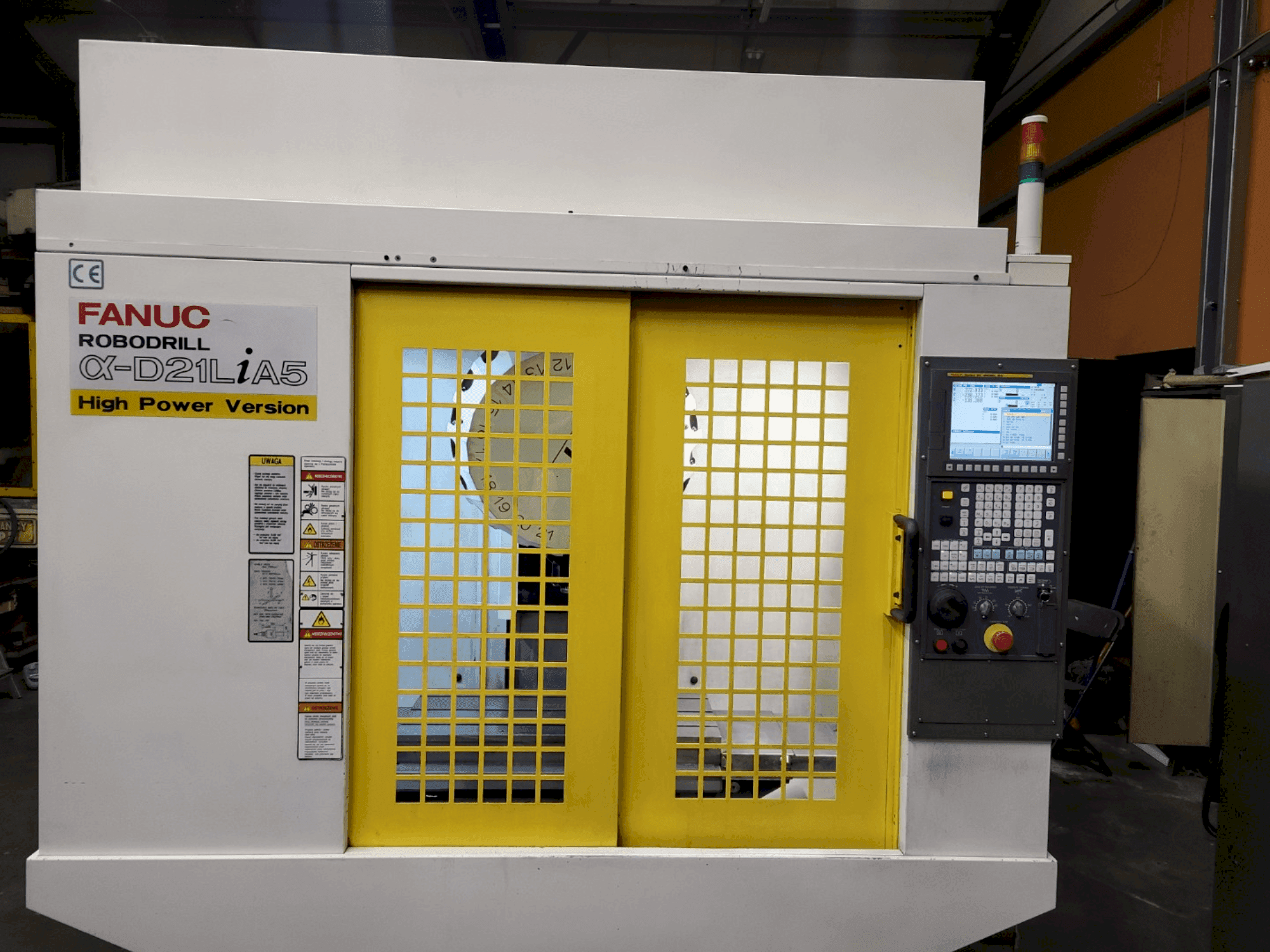 Masina FANUC Robodrill α-D21LiA5   eestvaade