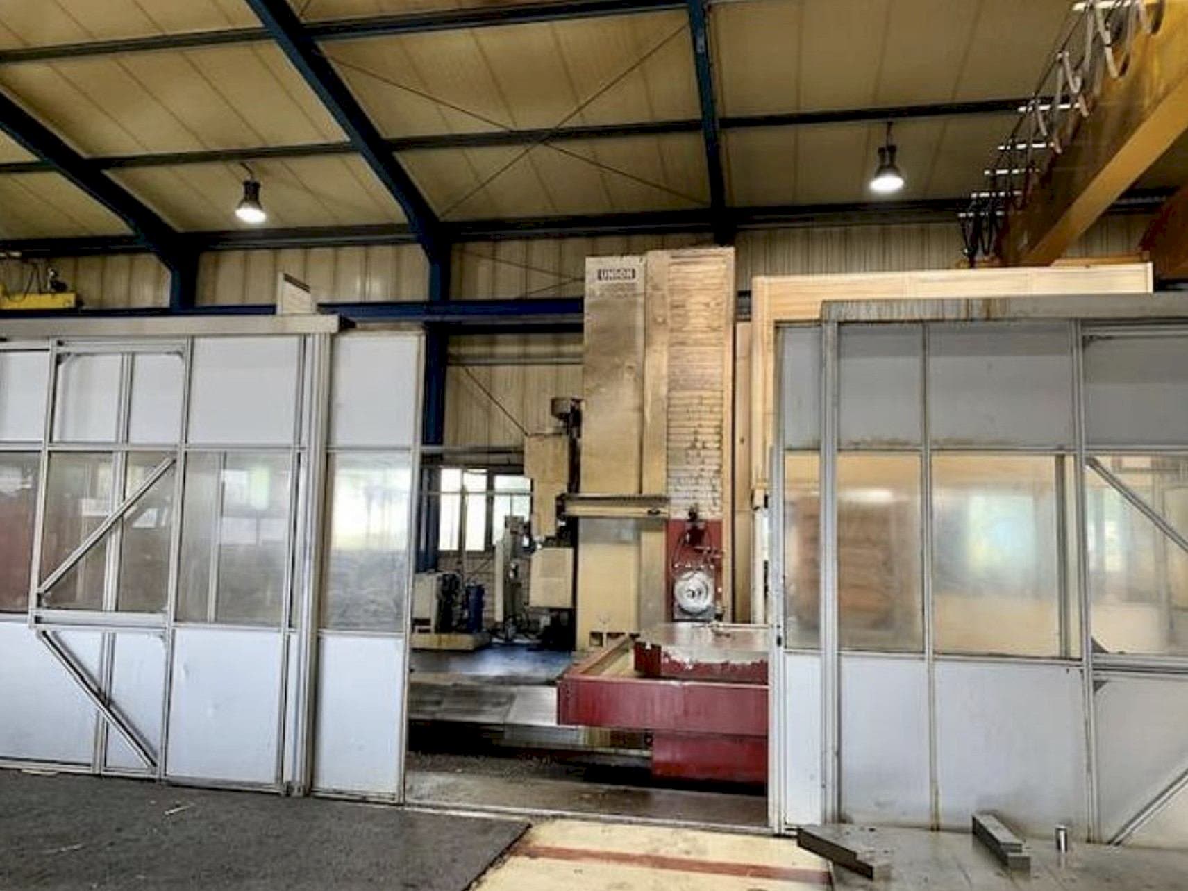 Masina UNION KC 150 eestvaade