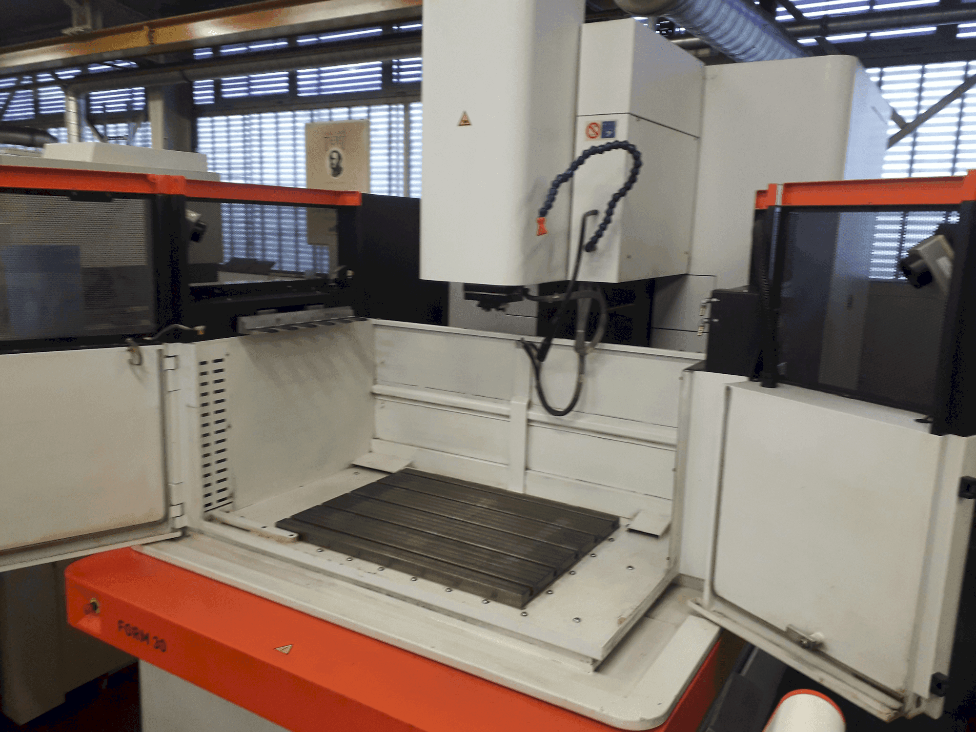 Masina AgieCharmilles FORM 30   eestvaade