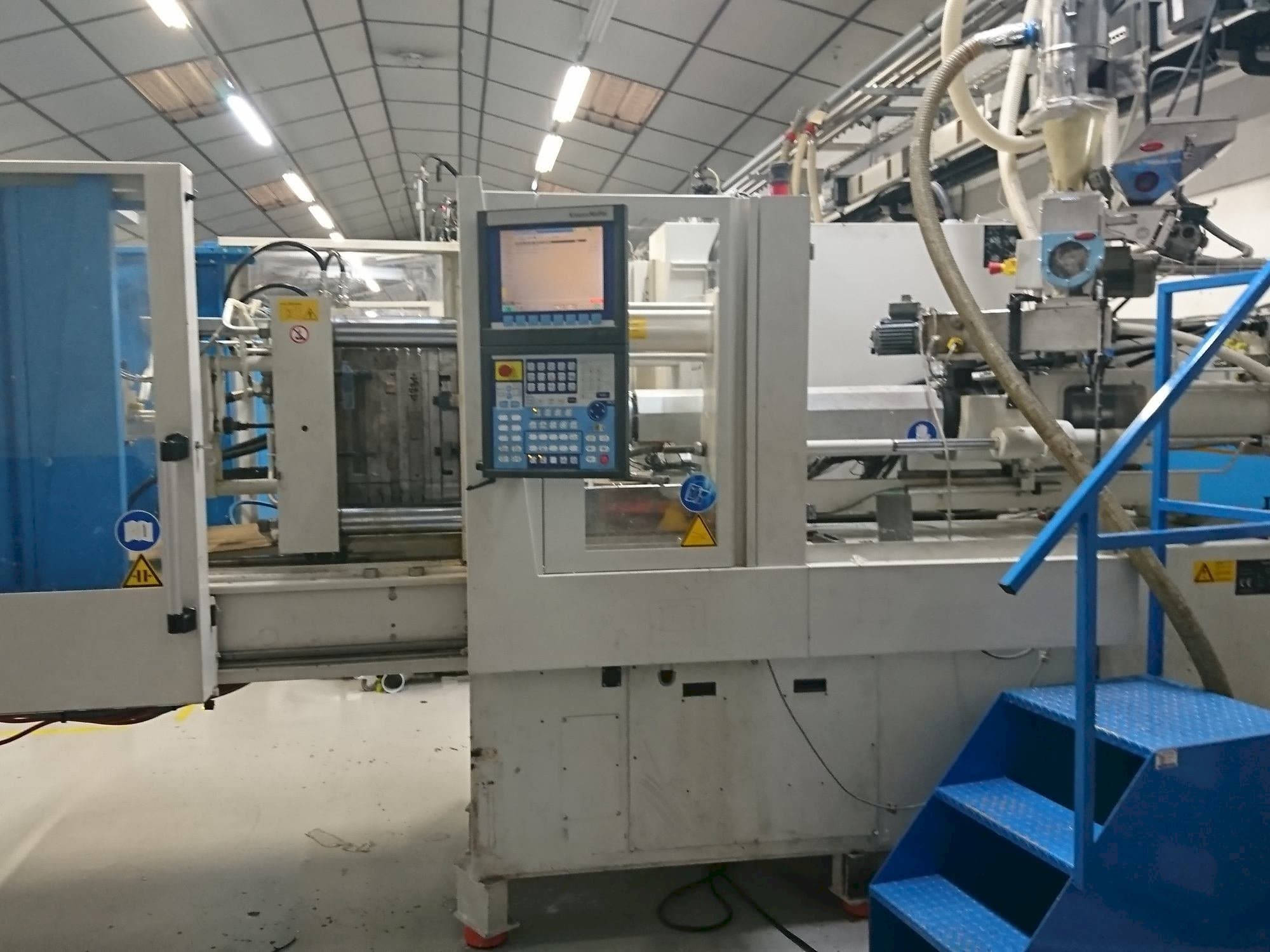 Masina Krauss Maffei 80-750 CX   eestvaade