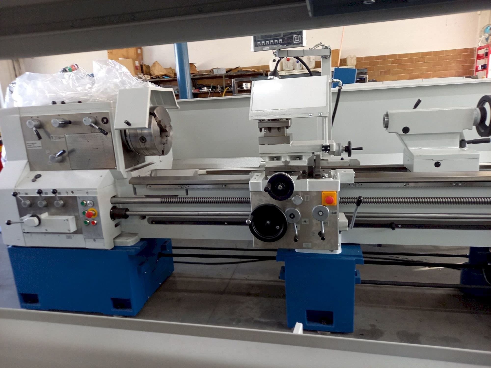 Masina TUJ 50M x2000   eestvaade