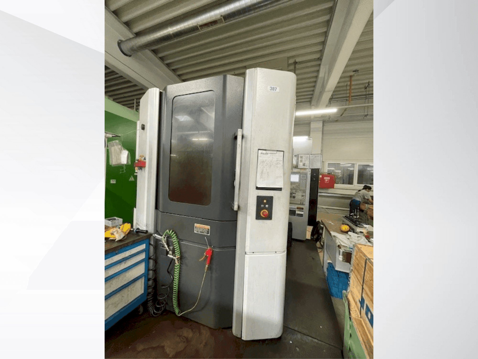 Masina MORI SEIKI NHX 5000   eestvaade