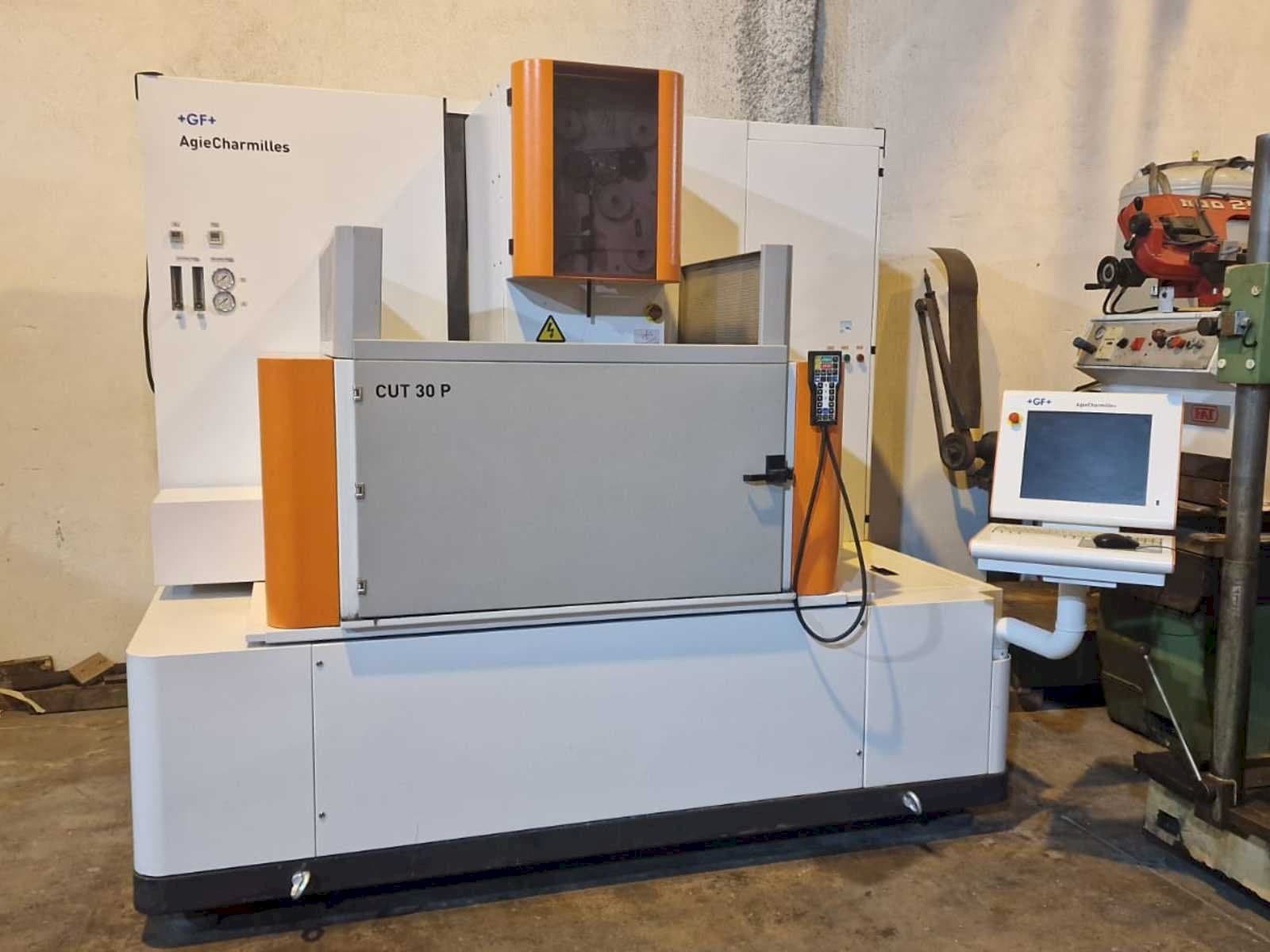 Masina AgieCharmilles CUT 30P   eestvaade