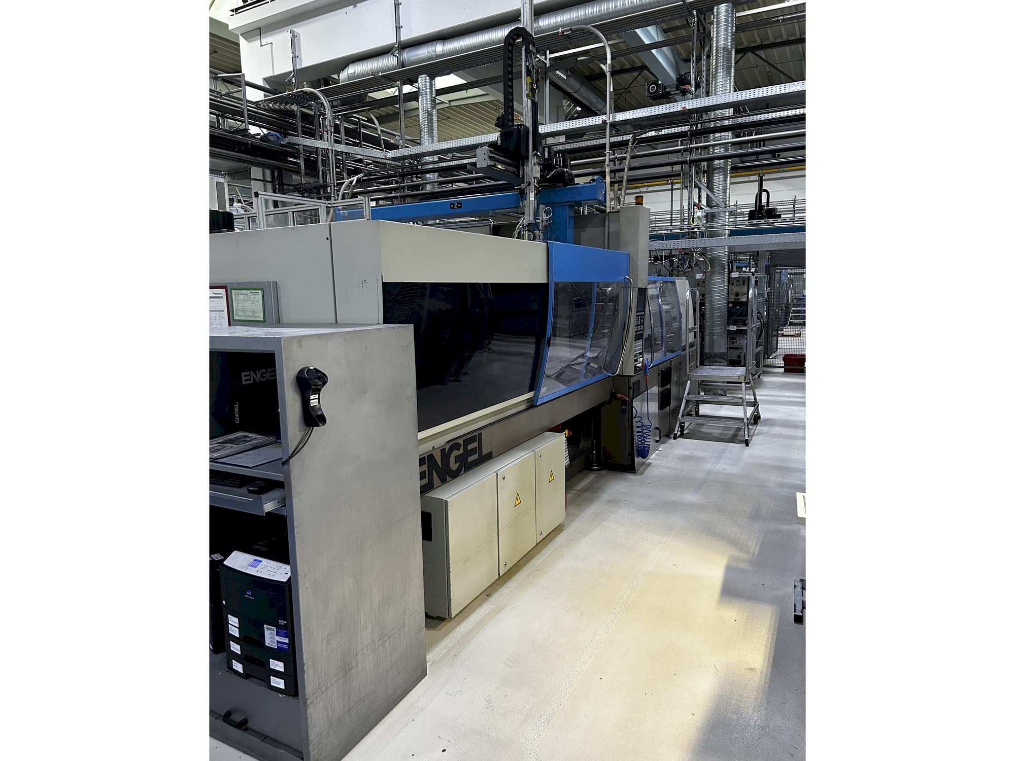 Masina Engel VICTORY 1050/220   vasaku külje vaade