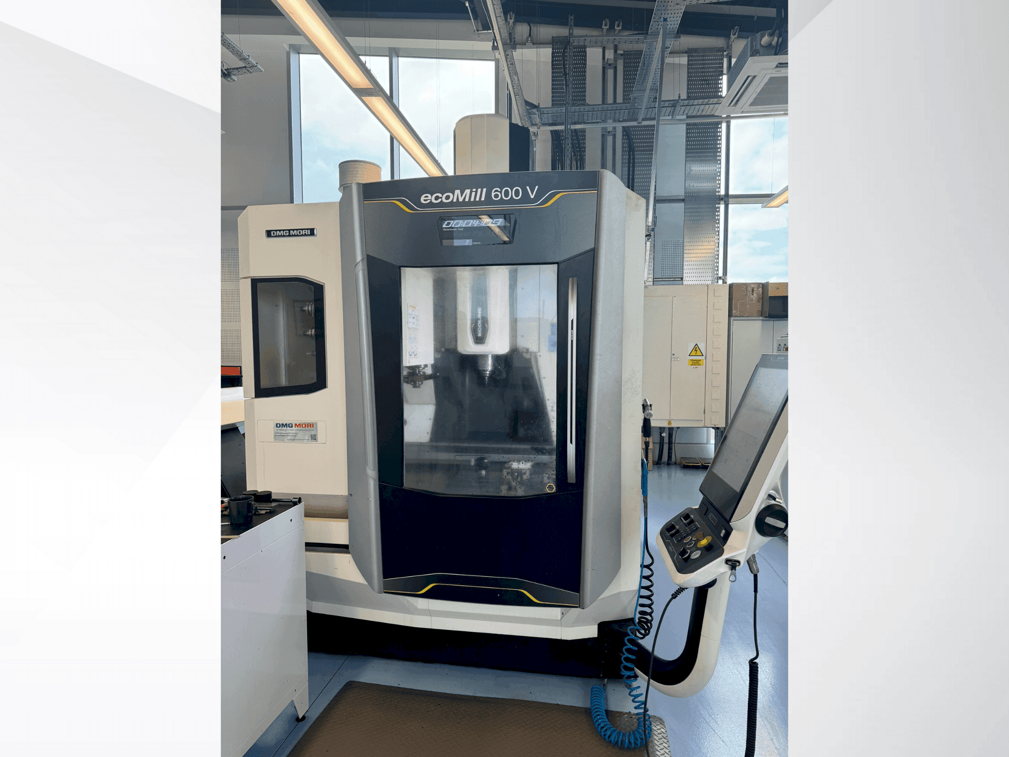 Masina DMG MORI ecoMILL 600V   eestvaade