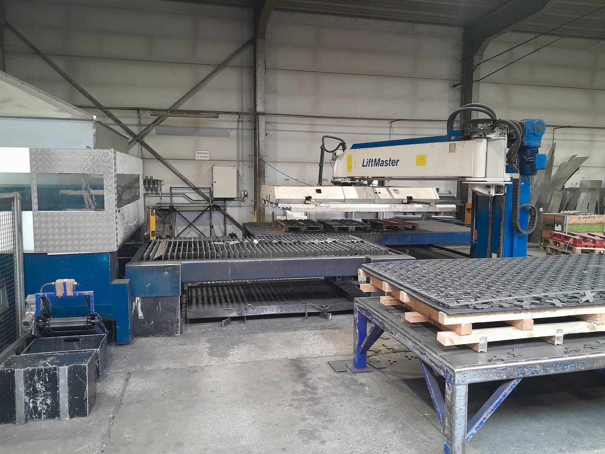 Masina Trumpf TruLaser 3030+ Liftmaster   eestvaade