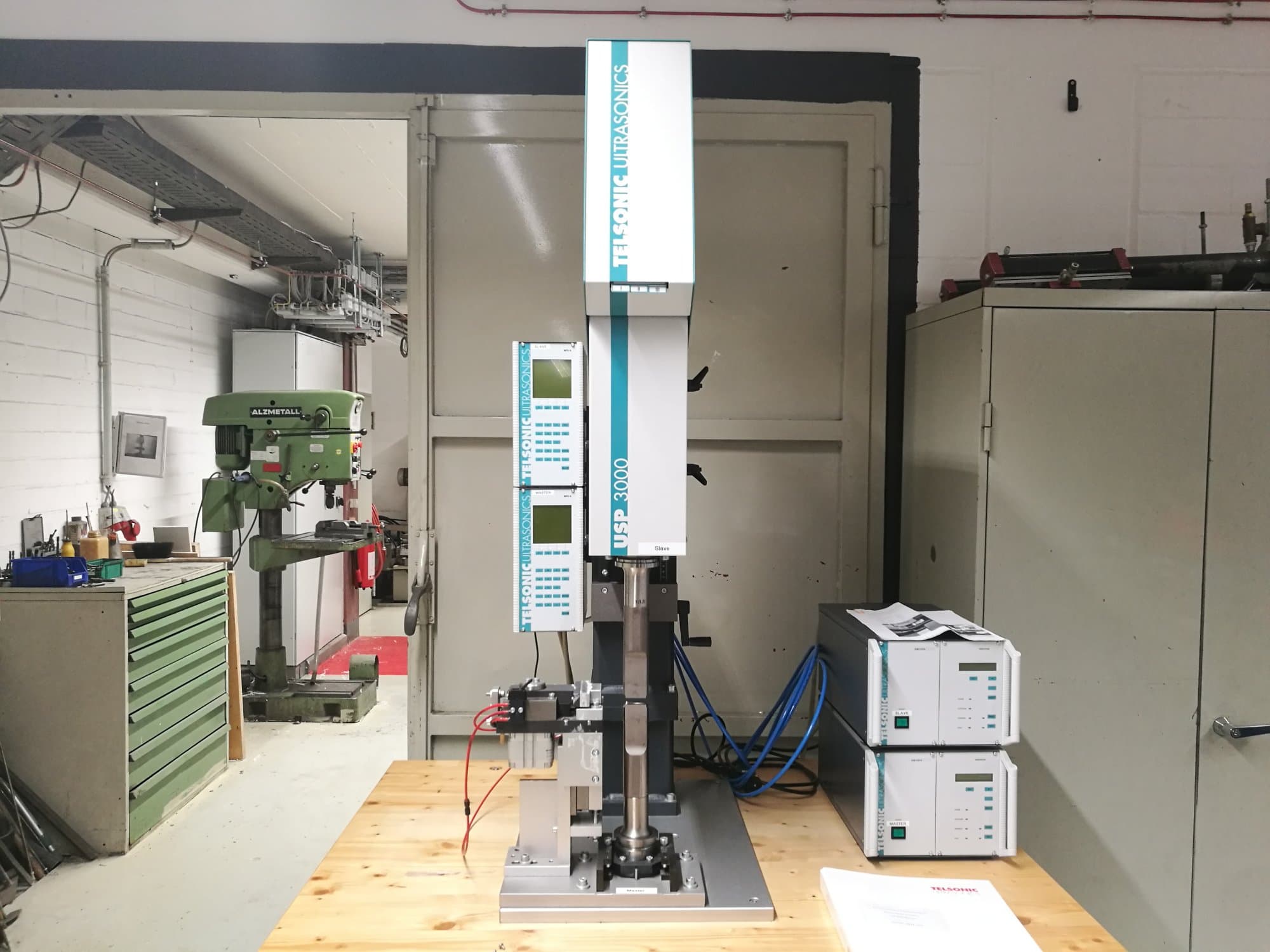 Masina TELSONIC USP-3000-1 P   eestvaade