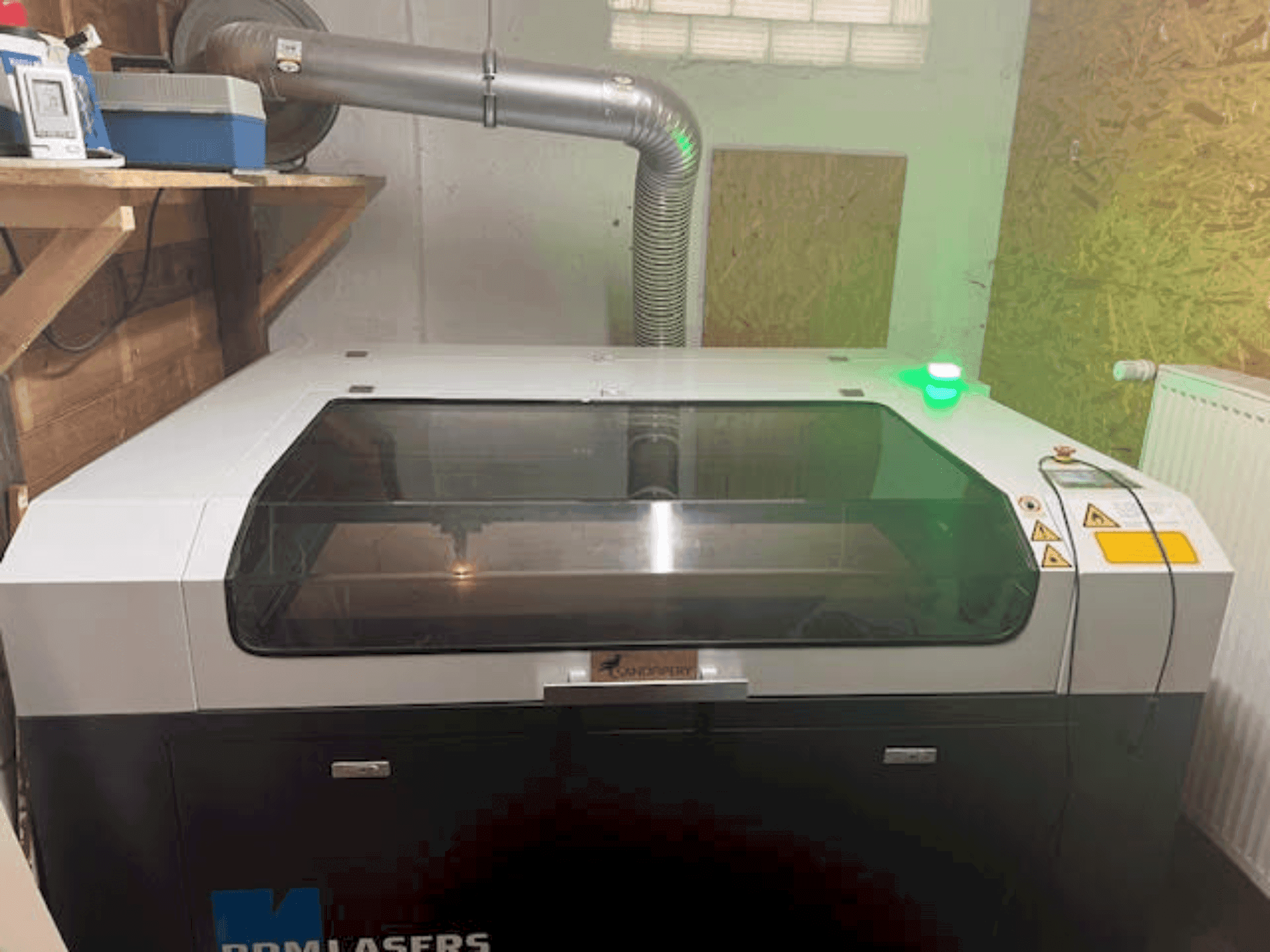 Masina BRM Lasers 90130 - 100 Watt CO2   eestvaade