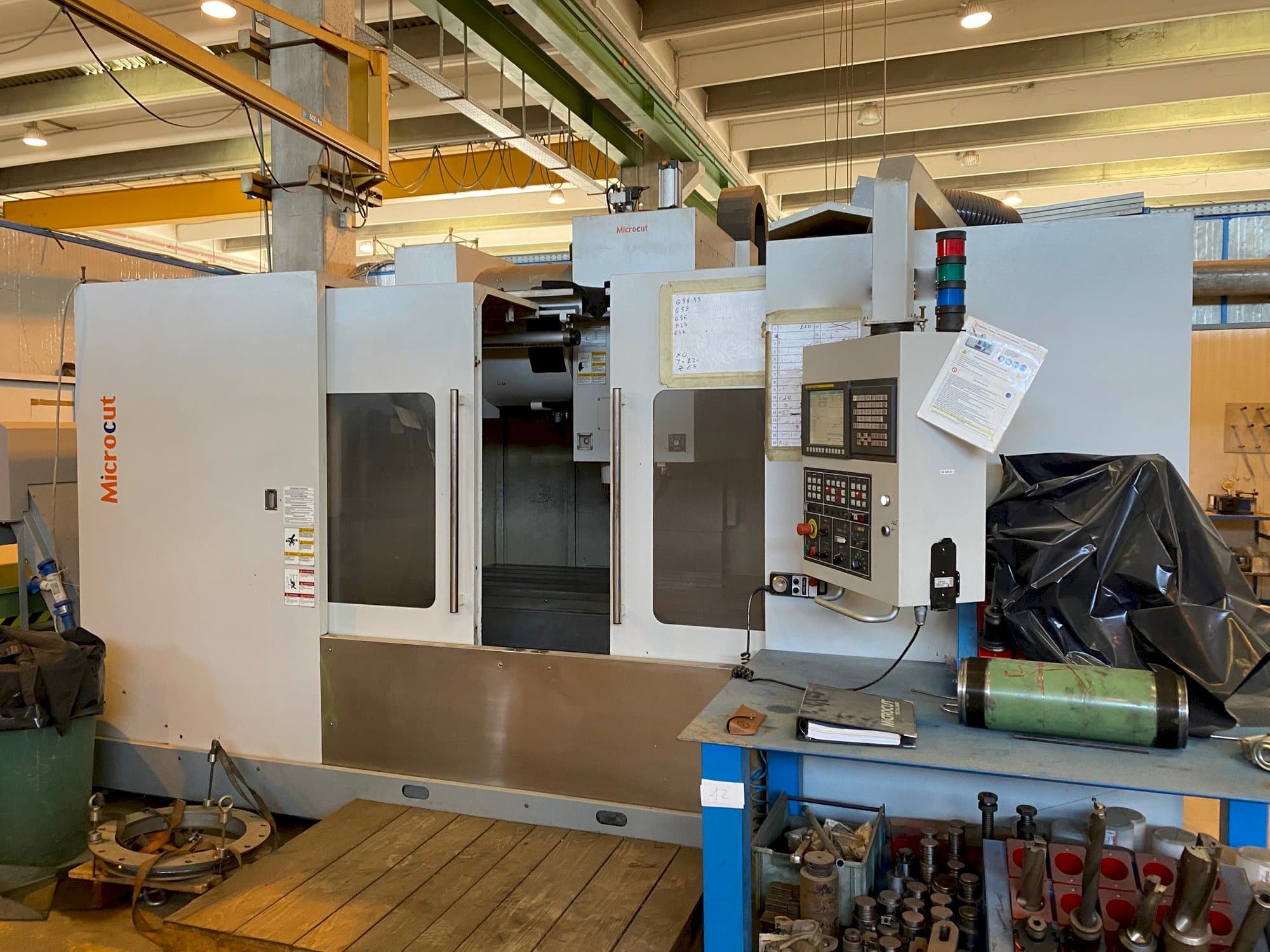 Masina MICROCUT VMC-1600F   eestvaade