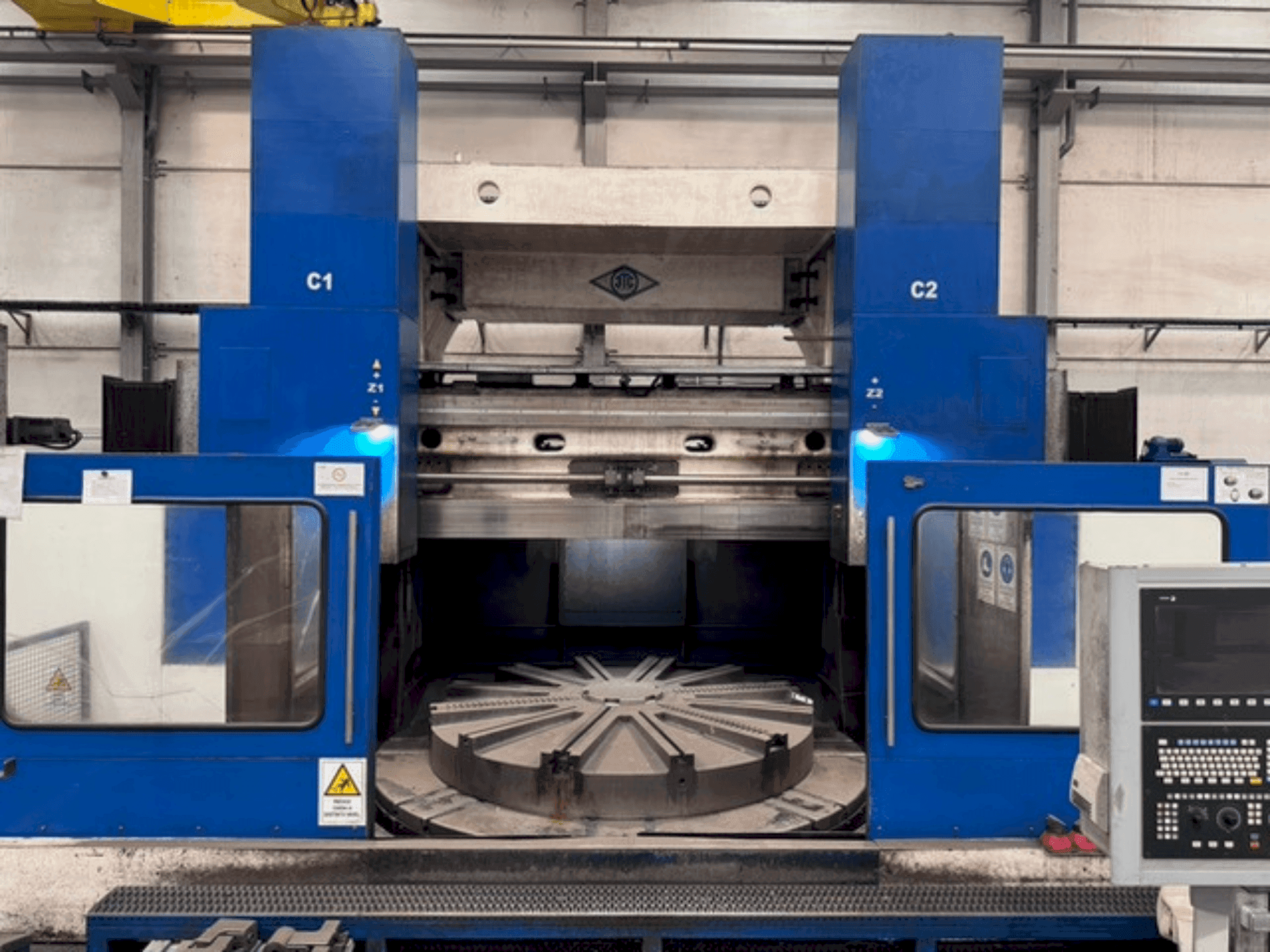 Masina KOLOMNA 1532T   eestvaade