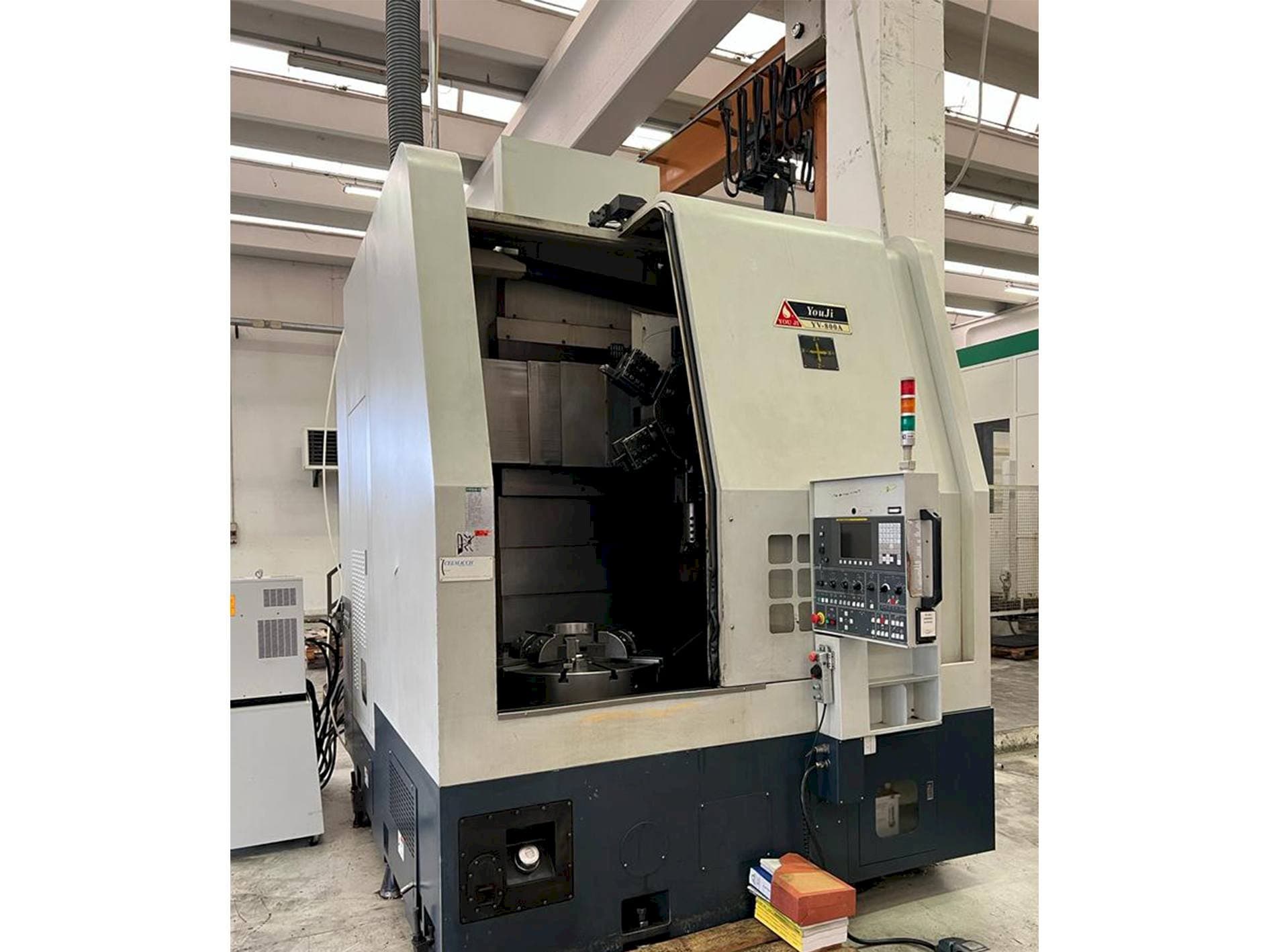 Masina YOU JI YV-800A   eestvaade