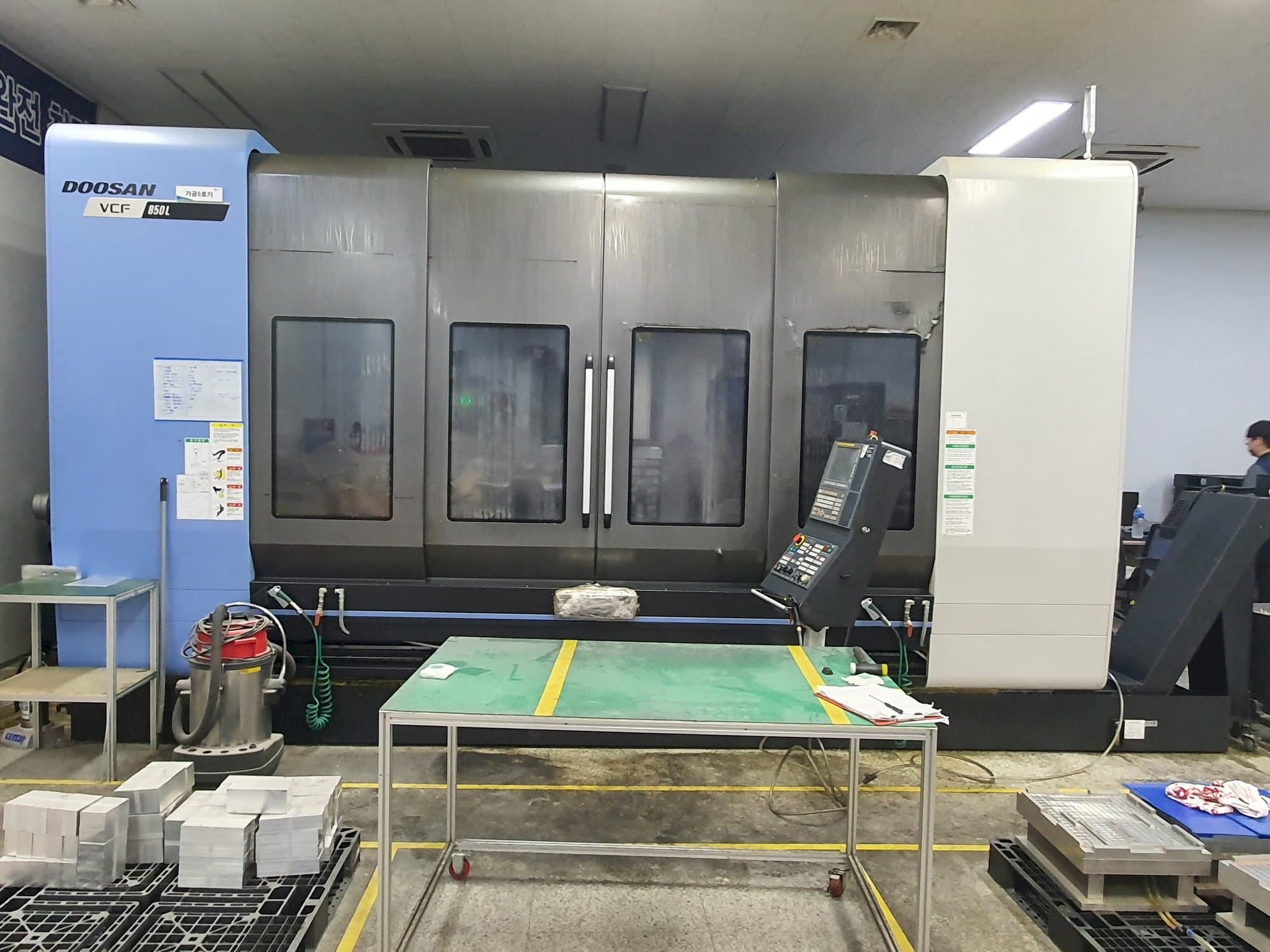 Masina Doosan VCF850L   eestvaade