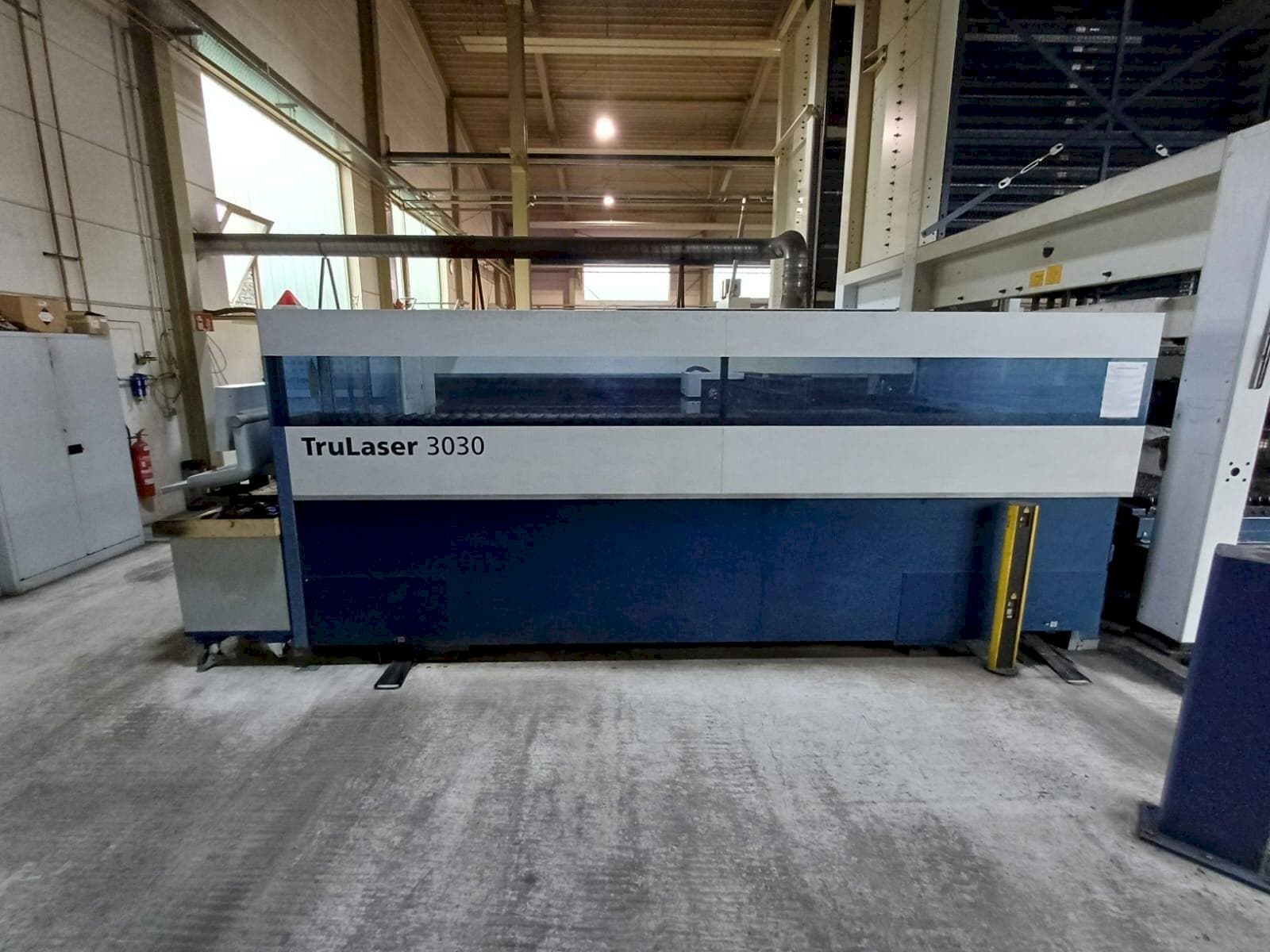 Masina TRUMPF TruLaser 3030   eestvaade