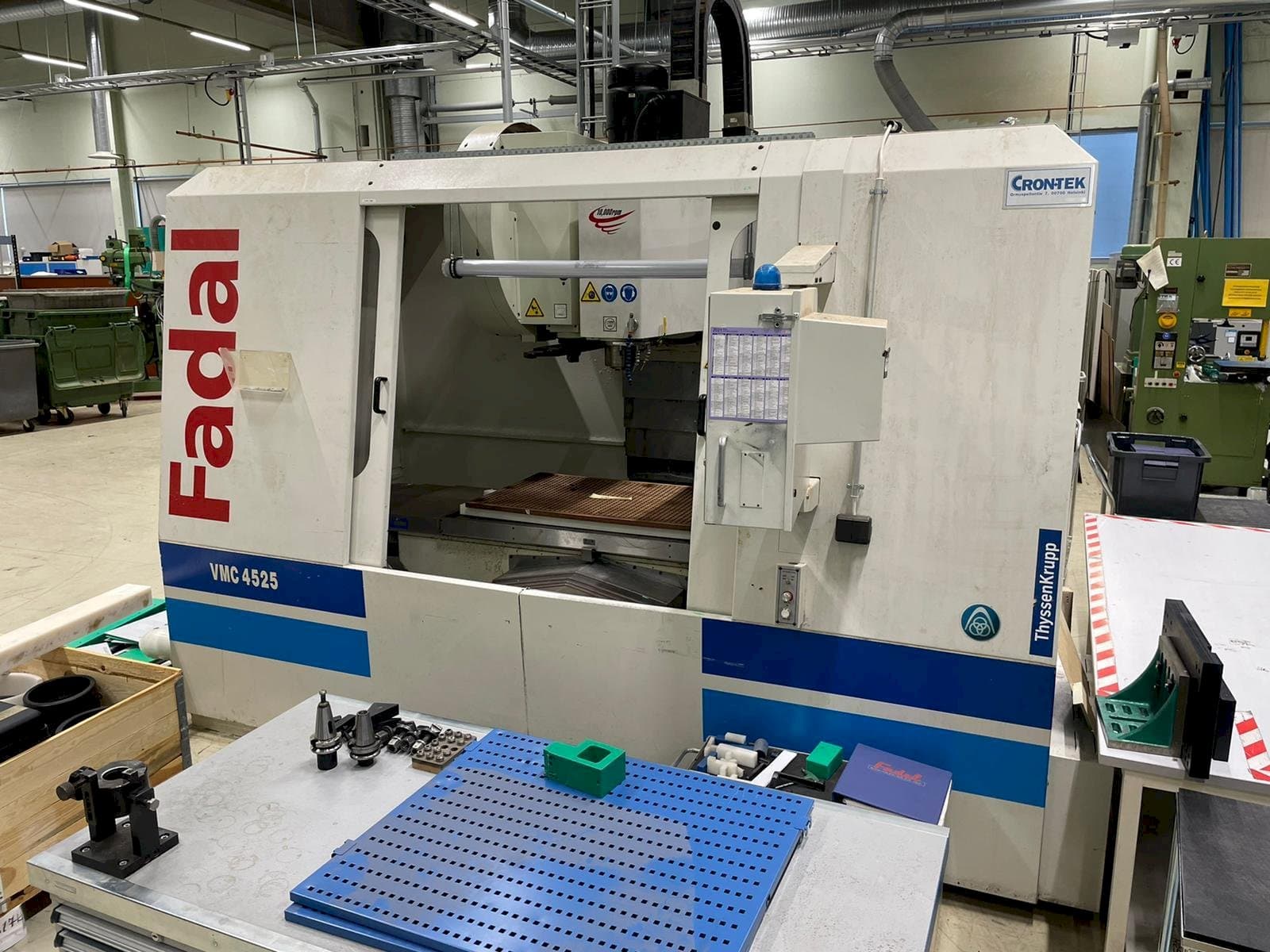 Masina FADAL VMC 4525 HT   eestvaade