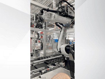 Masina KUKA KR 10 R1440-2   eestvaade