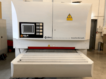 Masina DMC MASTERBRUSH MB 1350 M4 (2011)   eestvaade