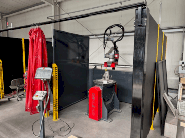 Masina FRONIUS UR10 Roboter e-Series   eestvaade