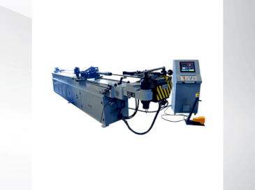 Masina UZMA UZN 90 eestvaade