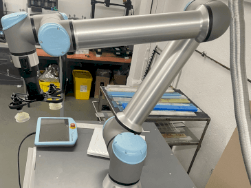 Masina Universal Robots UR10   eestvaade