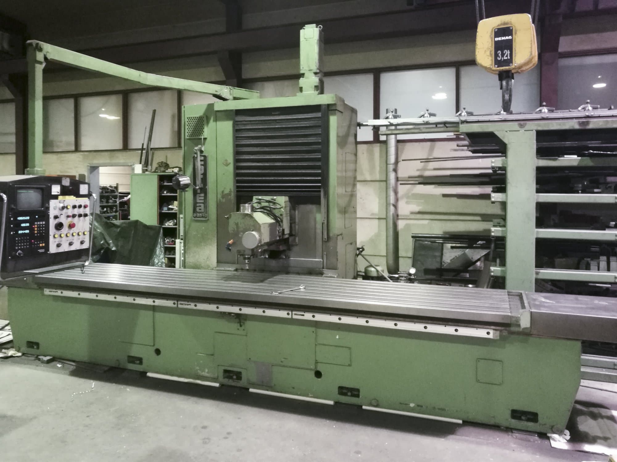 Masinavaade Correa A-20/40   paremalt