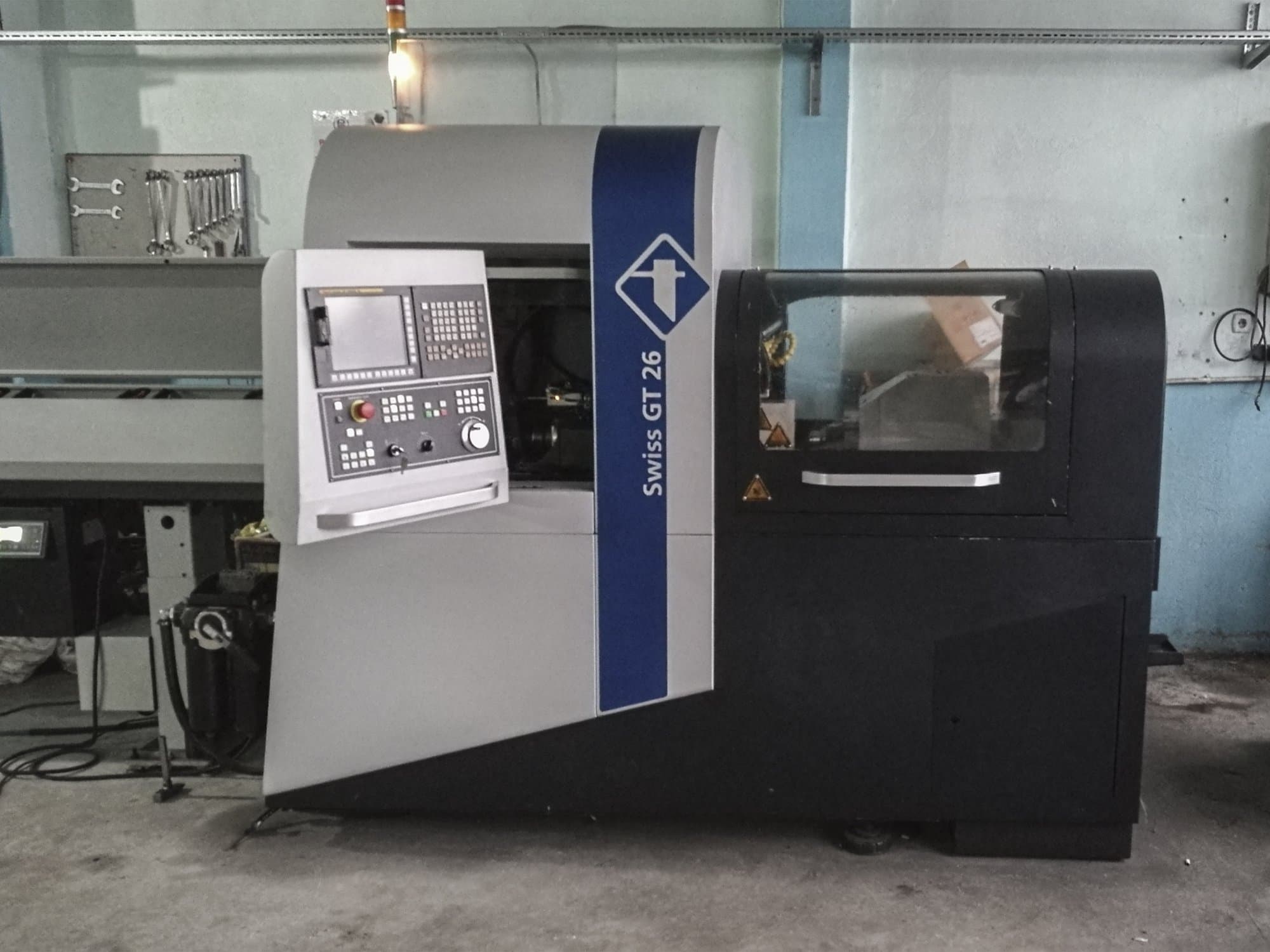 Masina Tornos SWISS GT 26   eestvaade