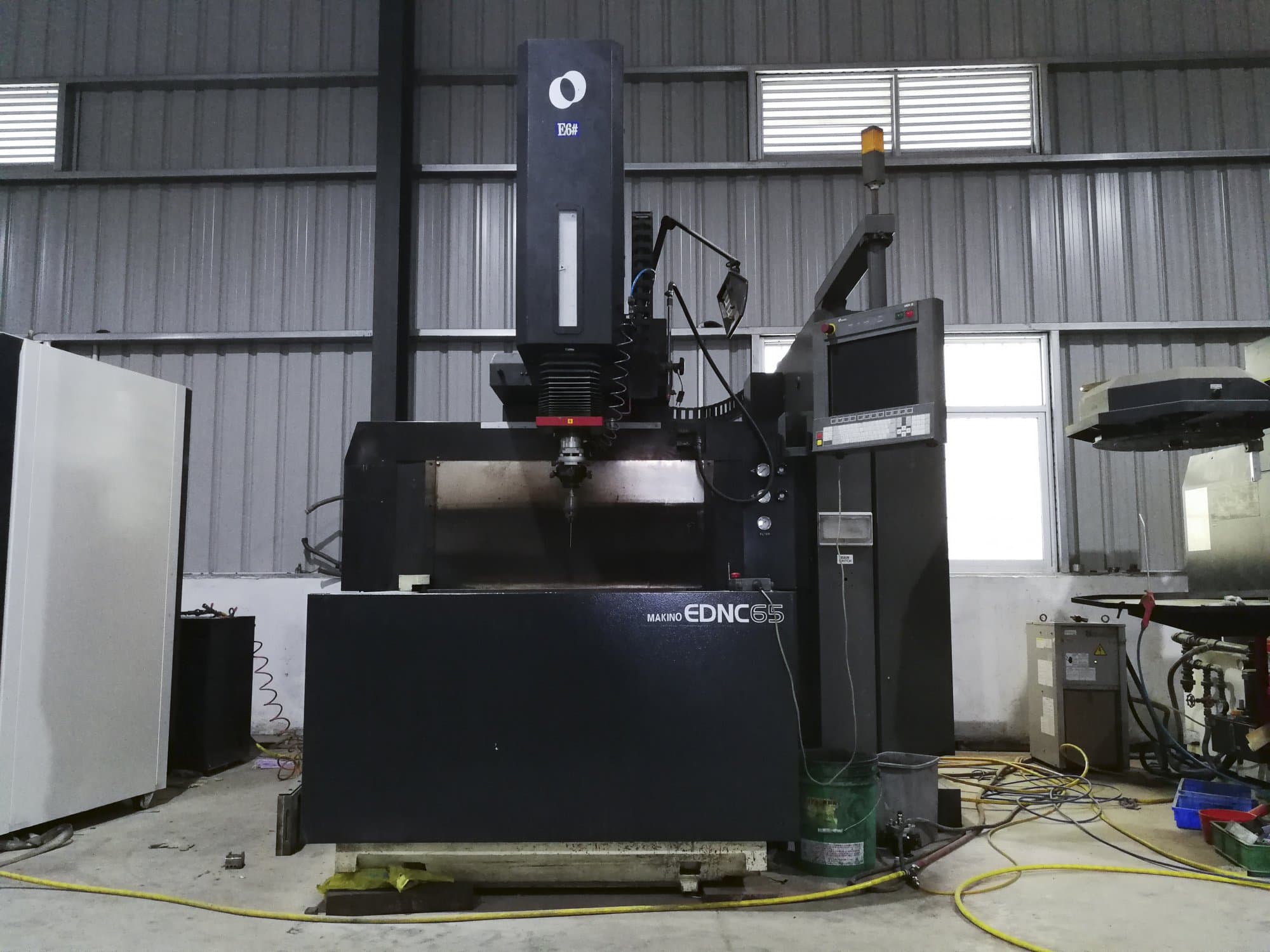 Masina Makino EDNC65   eestvaade