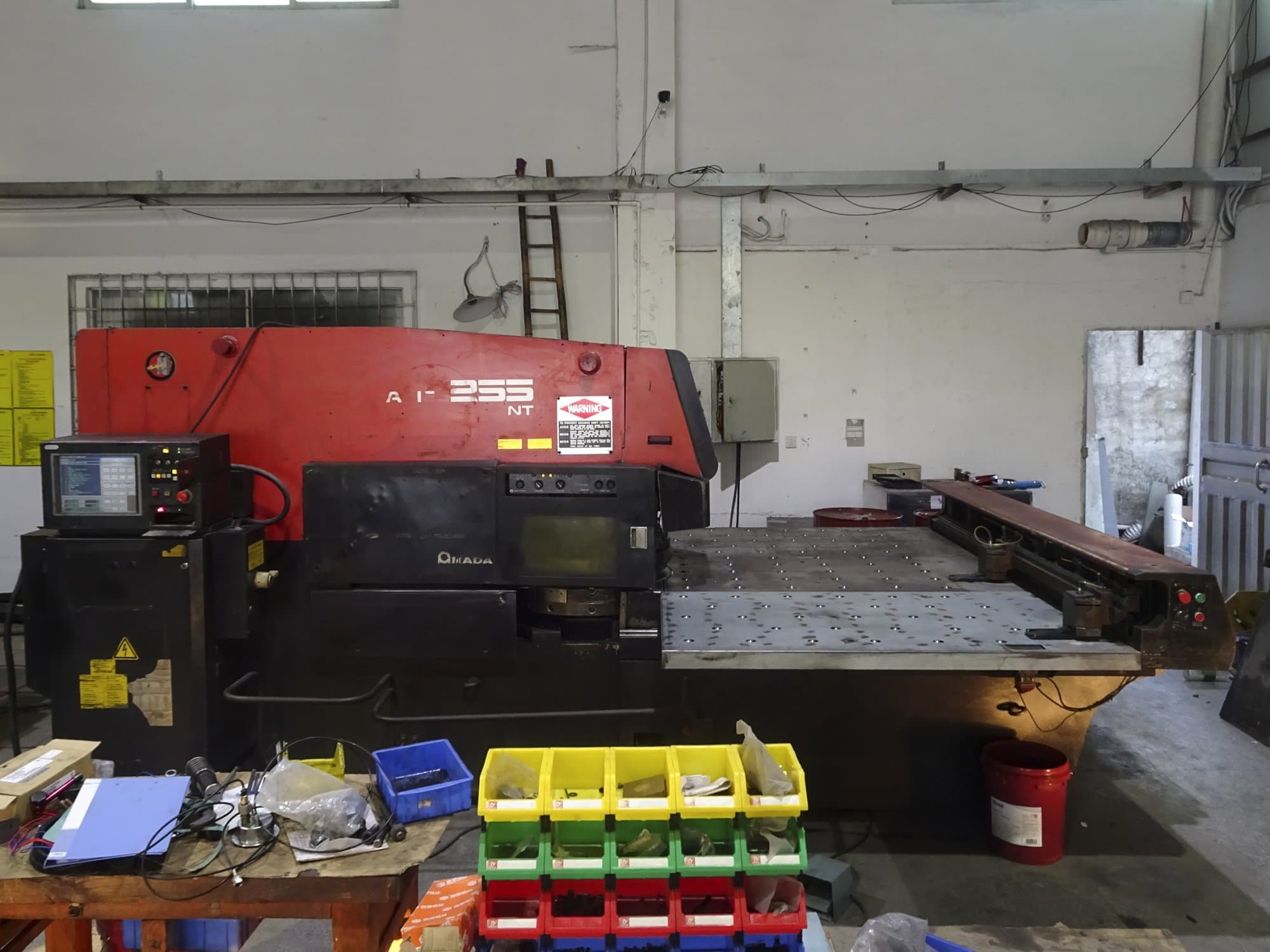 Masina AMADA ARIES 255NT   eestvaade