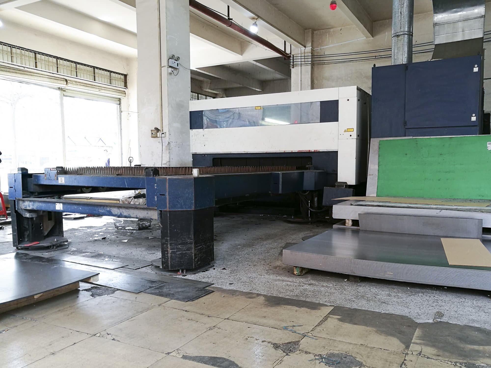 Masinavaade Trumpf TruLaser 5030   paremalt