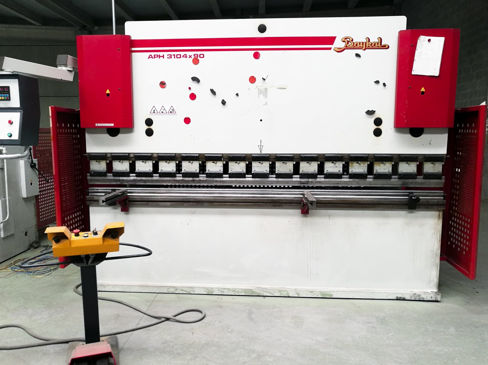 Masina Baykal APH 3104x90 eestvaade