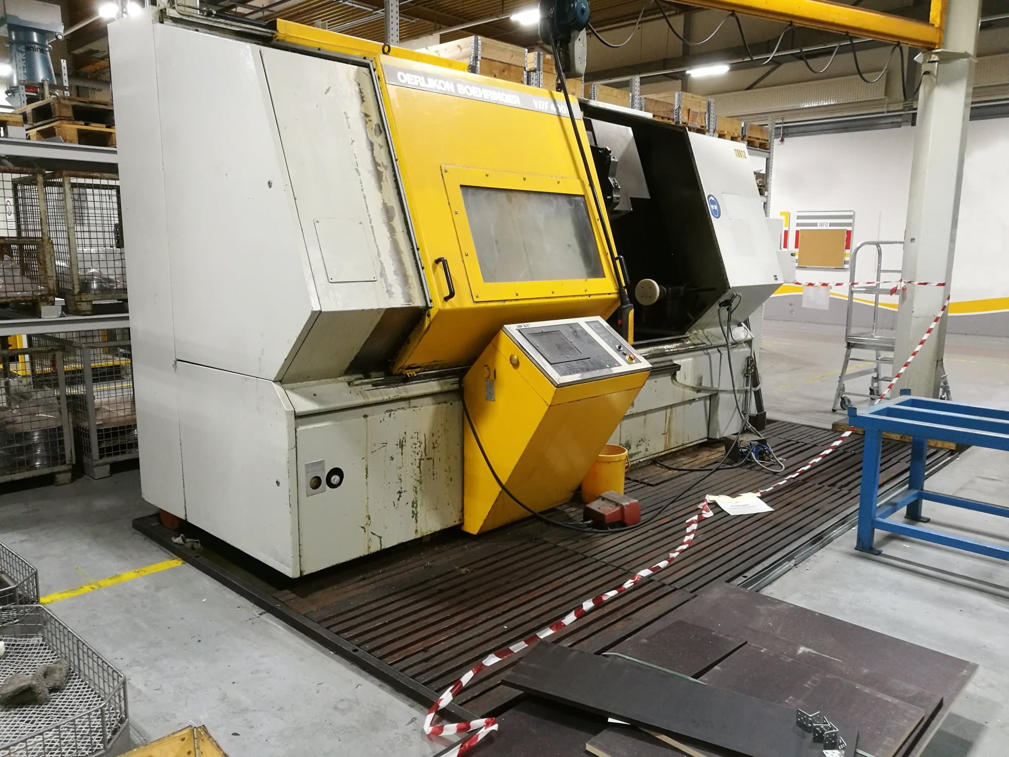 Masinavaade OERLIKON BOEHRINGER VDF400C-F   vasakult