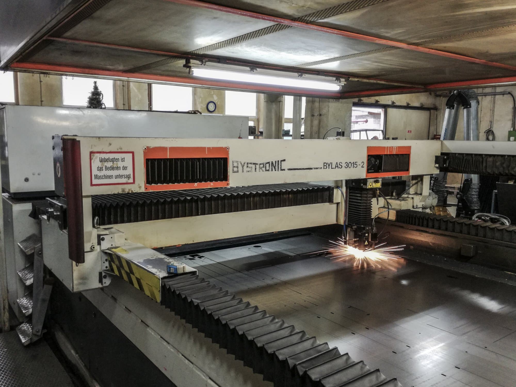 Masinavaade Bystronic Bylas 3015-2   vasakult