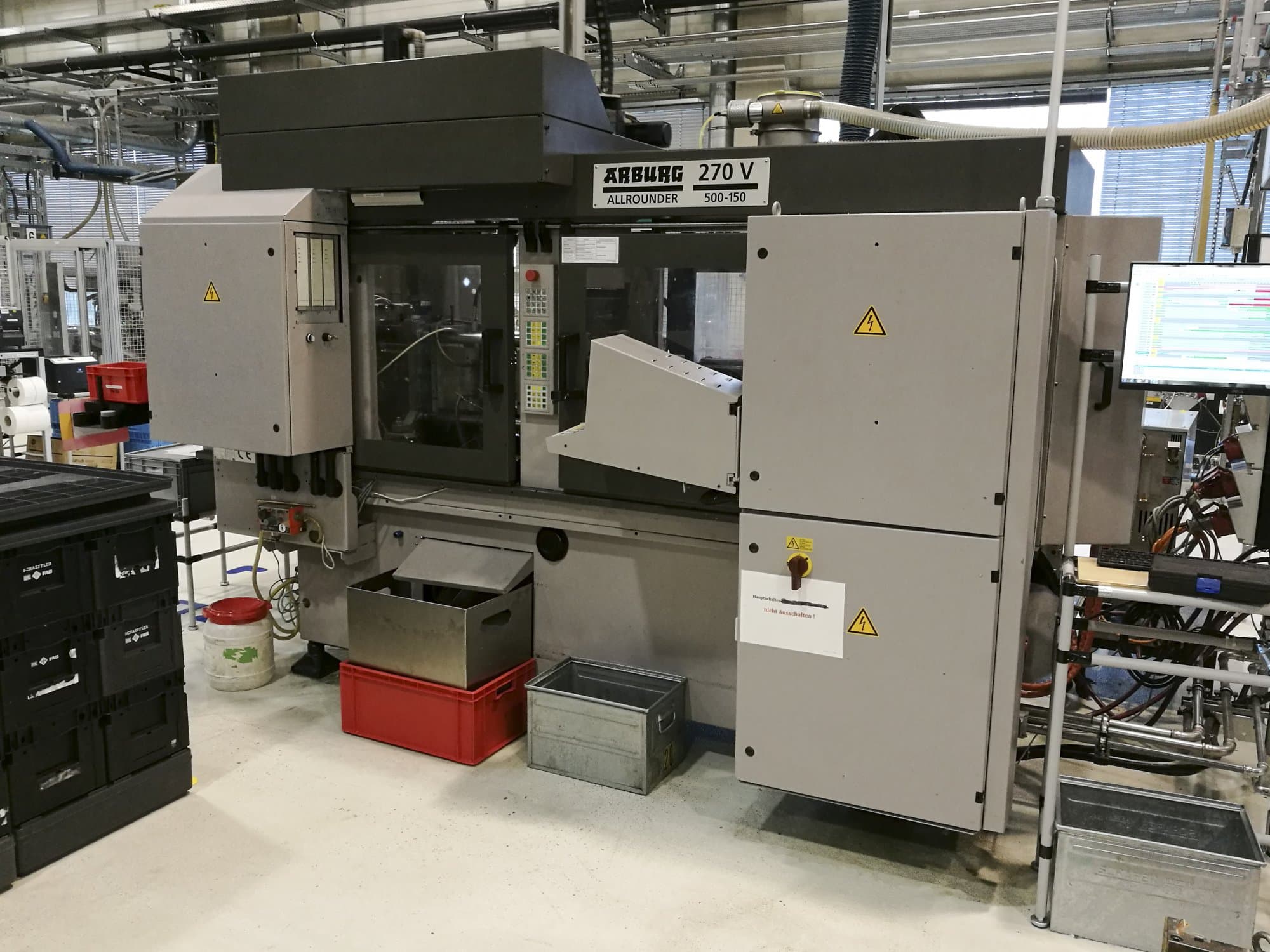 Masinavaade Arburg 270V 500-150   paremalt