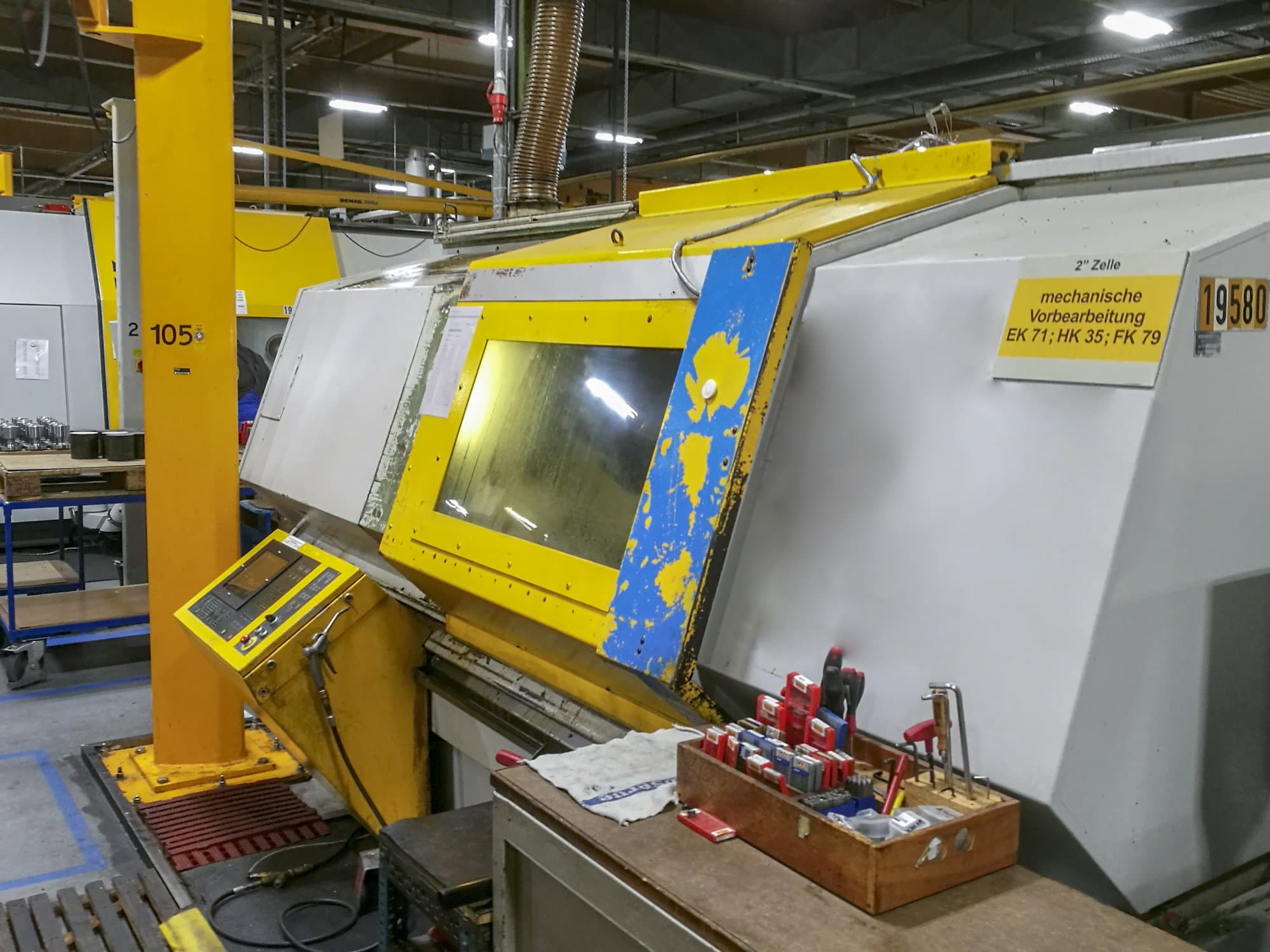 Masinavaade OERLIKON BOEHRINGER VDF 250 C-F   paremalt