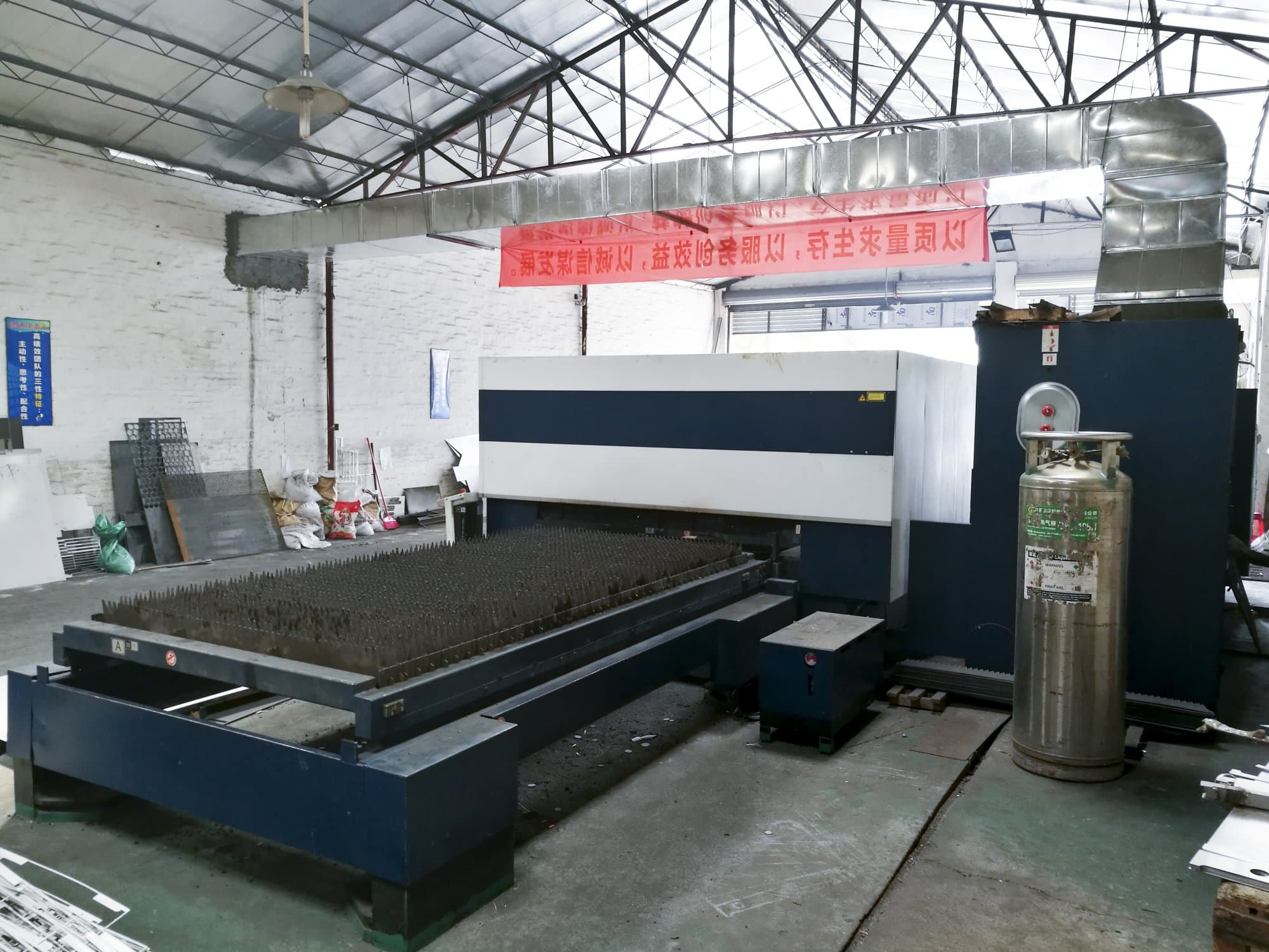 Masinavaade Trumpf TruLaser 3030   paremalt