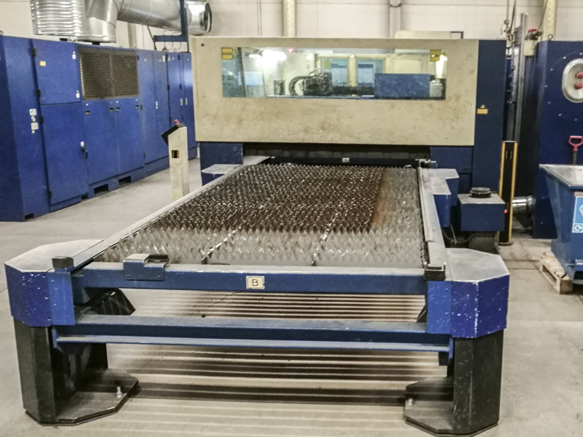 Masinavaade Trumpf Trumatic L3050   paremalt