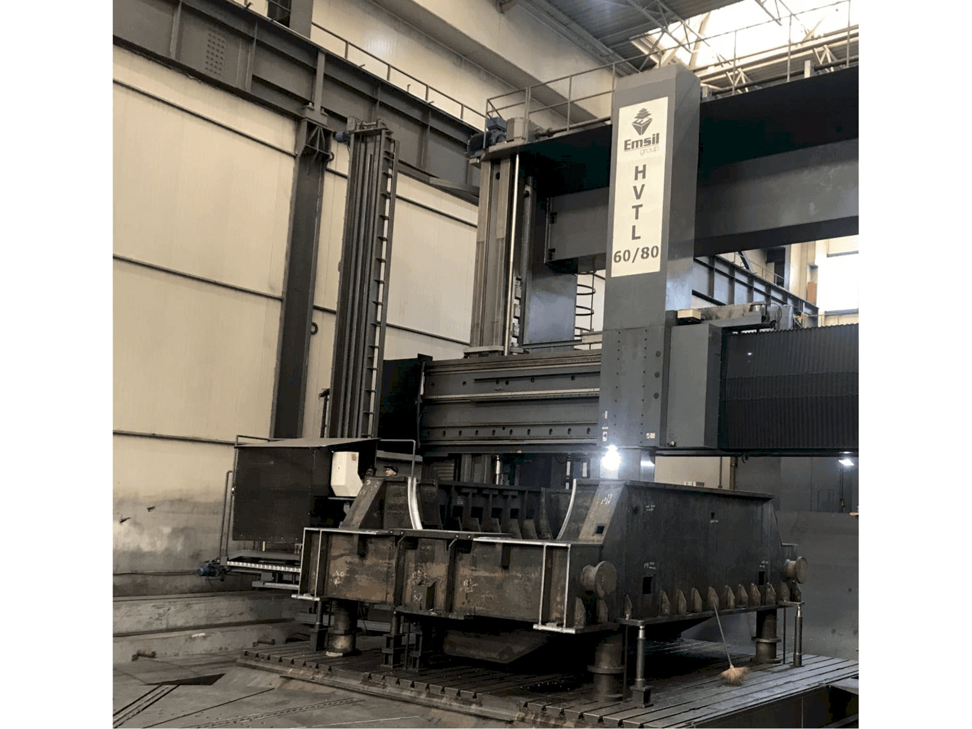 Masina Emsil HVTL 60/80 eestvaade