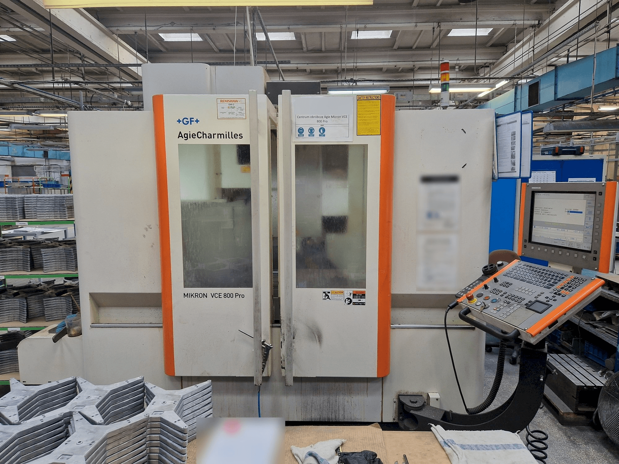 Masina AgieCharmilles MIKRON VCE 800 PRO eestvaade