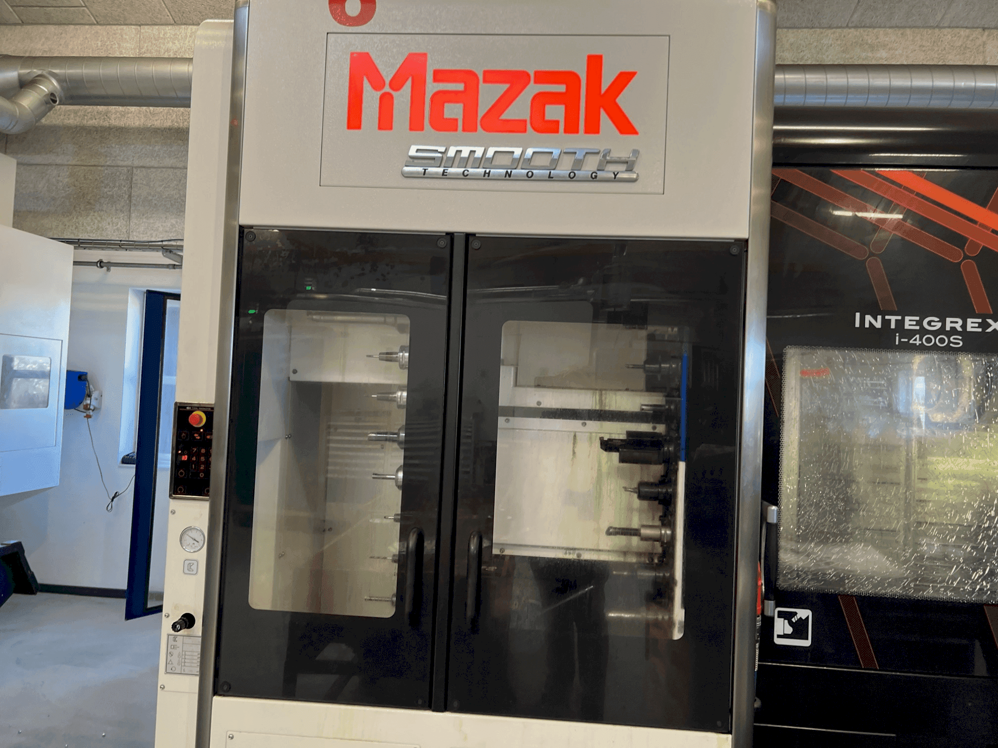 Masina Mazak Integrex i-400S eestvaade