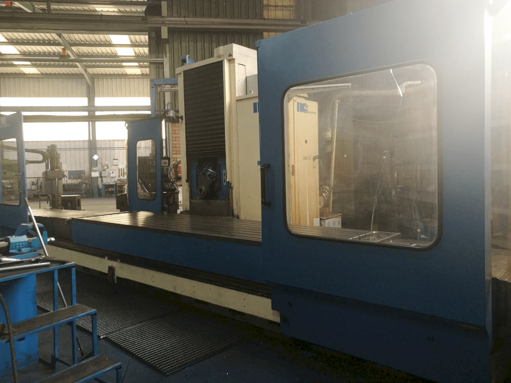 Masinavaade Correa A30/40 paremalt