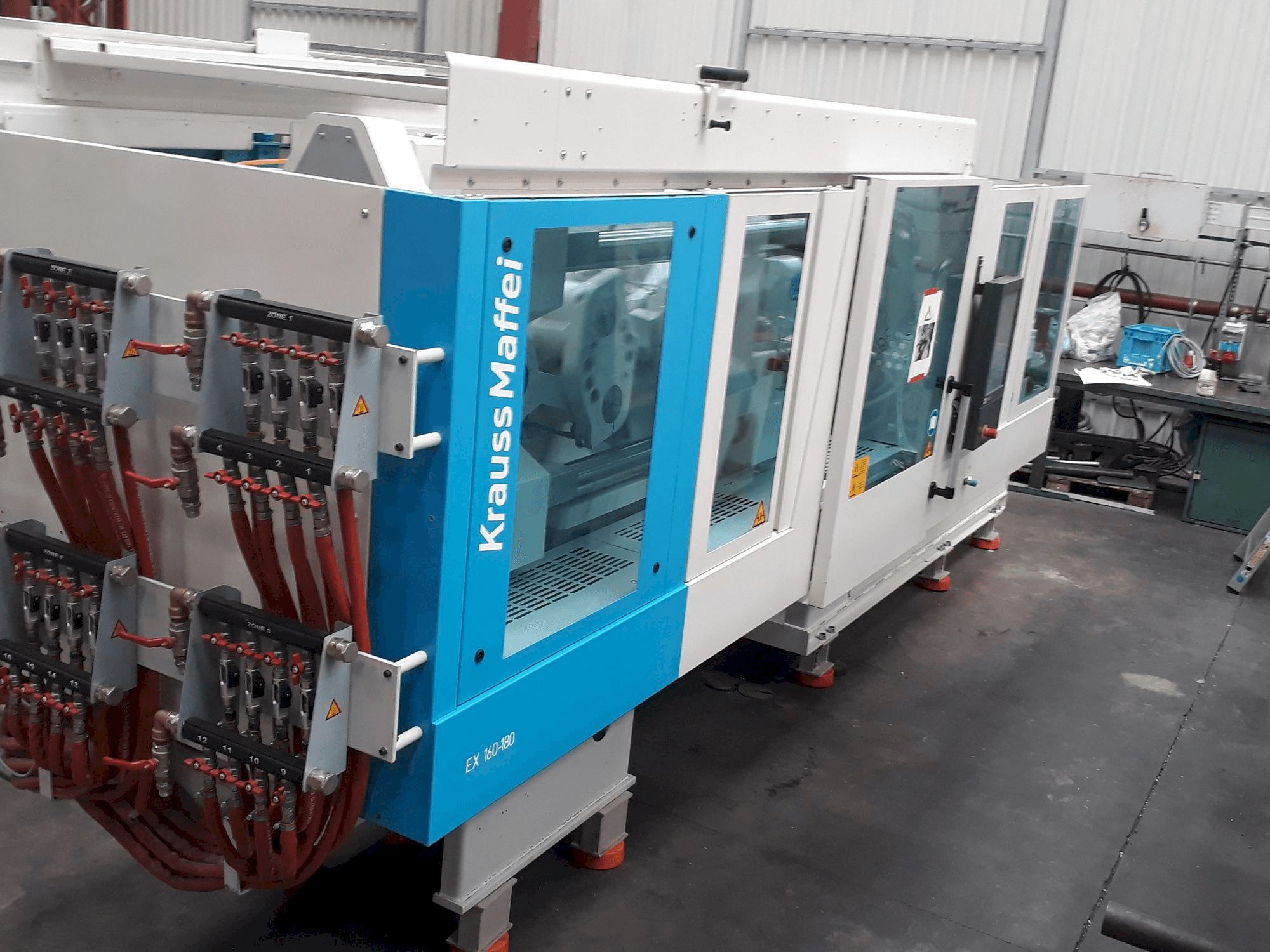 Masina Krauss Maffei 160-180 EX vasaku külje vaade