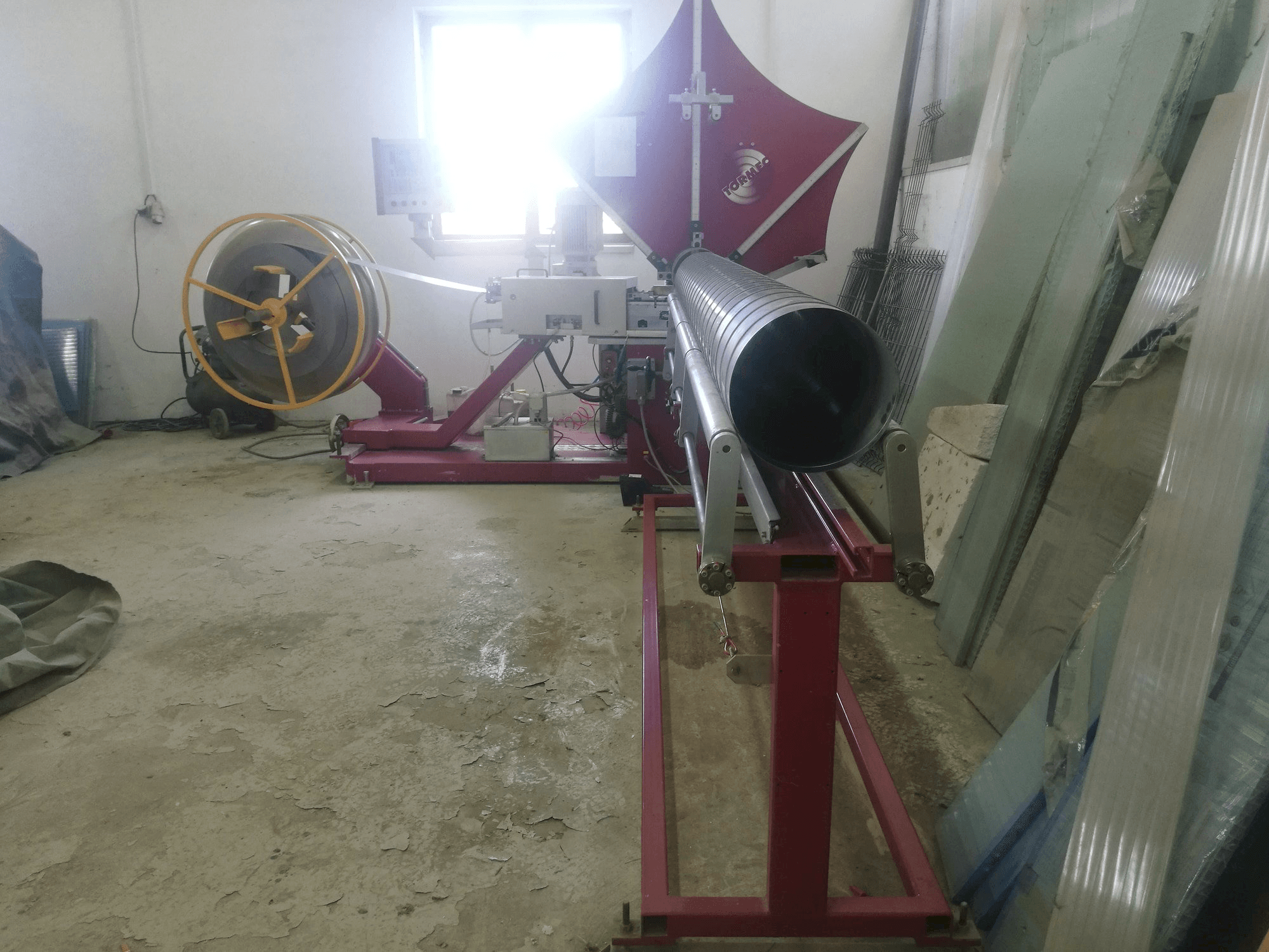 Masina Tormec Tubo-S eestvaade